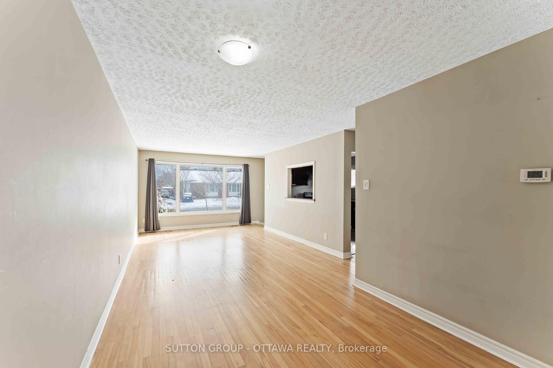 Photo 8 of Unit 1 - Main Floor Unit, 1299 Highgate Road, Ottawa, Parkway Park — HOMEH
