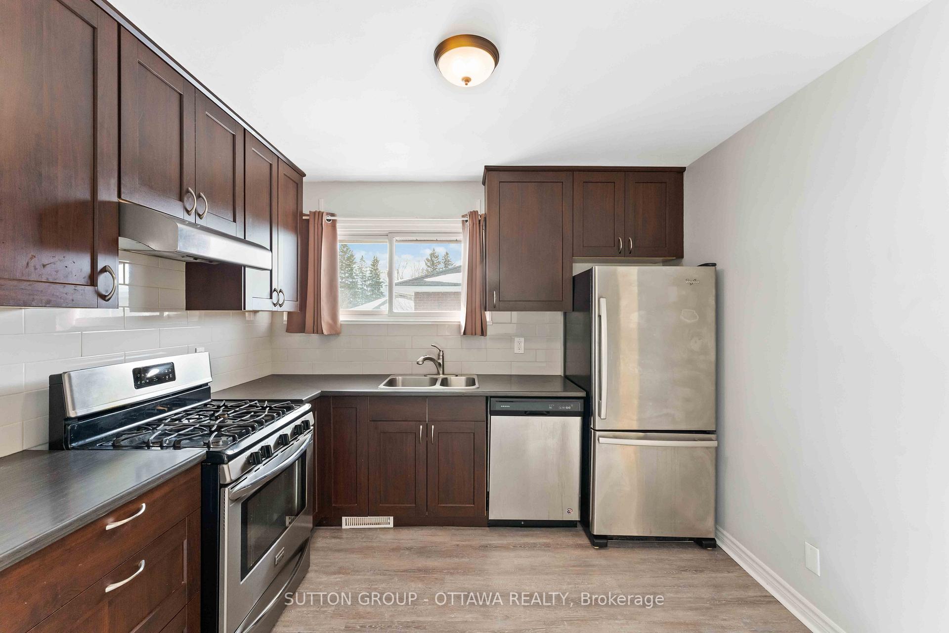 Photo 10 of Unit 1 - Main Floor Unit, 1299 Highgate Road, Ottawa, Parkway Park — HOMEH