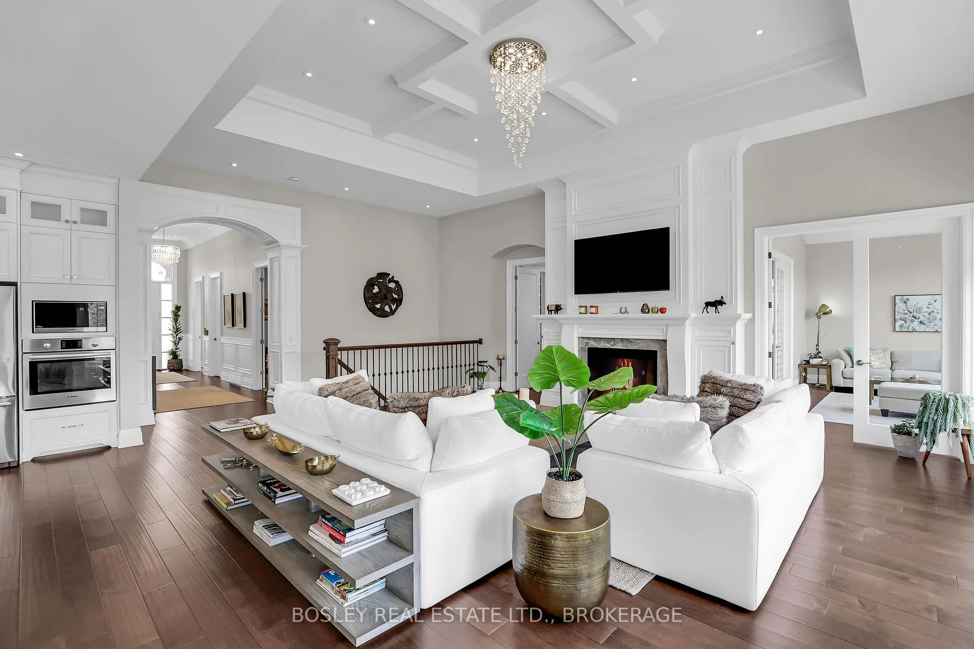 Photo 2 of 32 Philmori Boulevard, Pelham, Fonthill — HOMEH