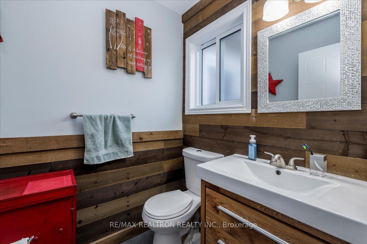 Photo 19 of 28 Frontier Avenue, Orillia — HOMEH