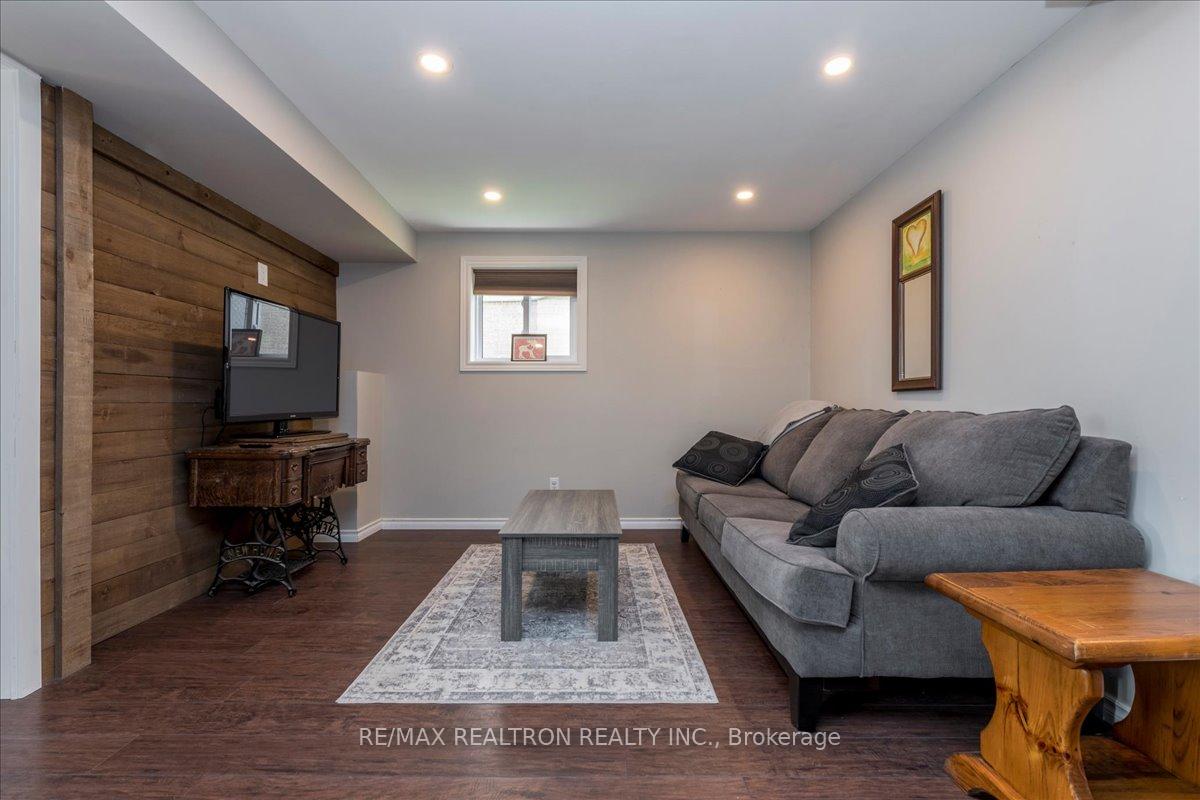 Photo 28 of 28 Frontier Avenue, Orillia — HOMEH