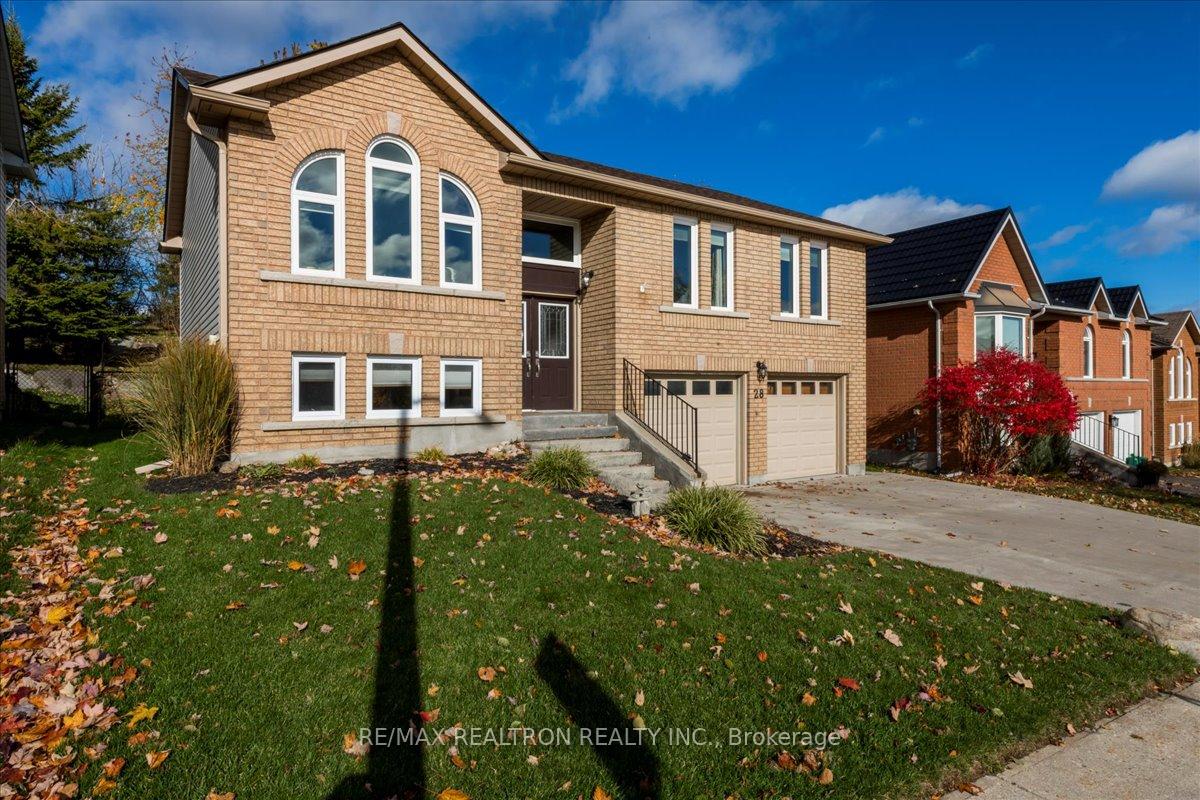 Photo 39 of 28 Frontier Avenue, Orillia — HOMEH