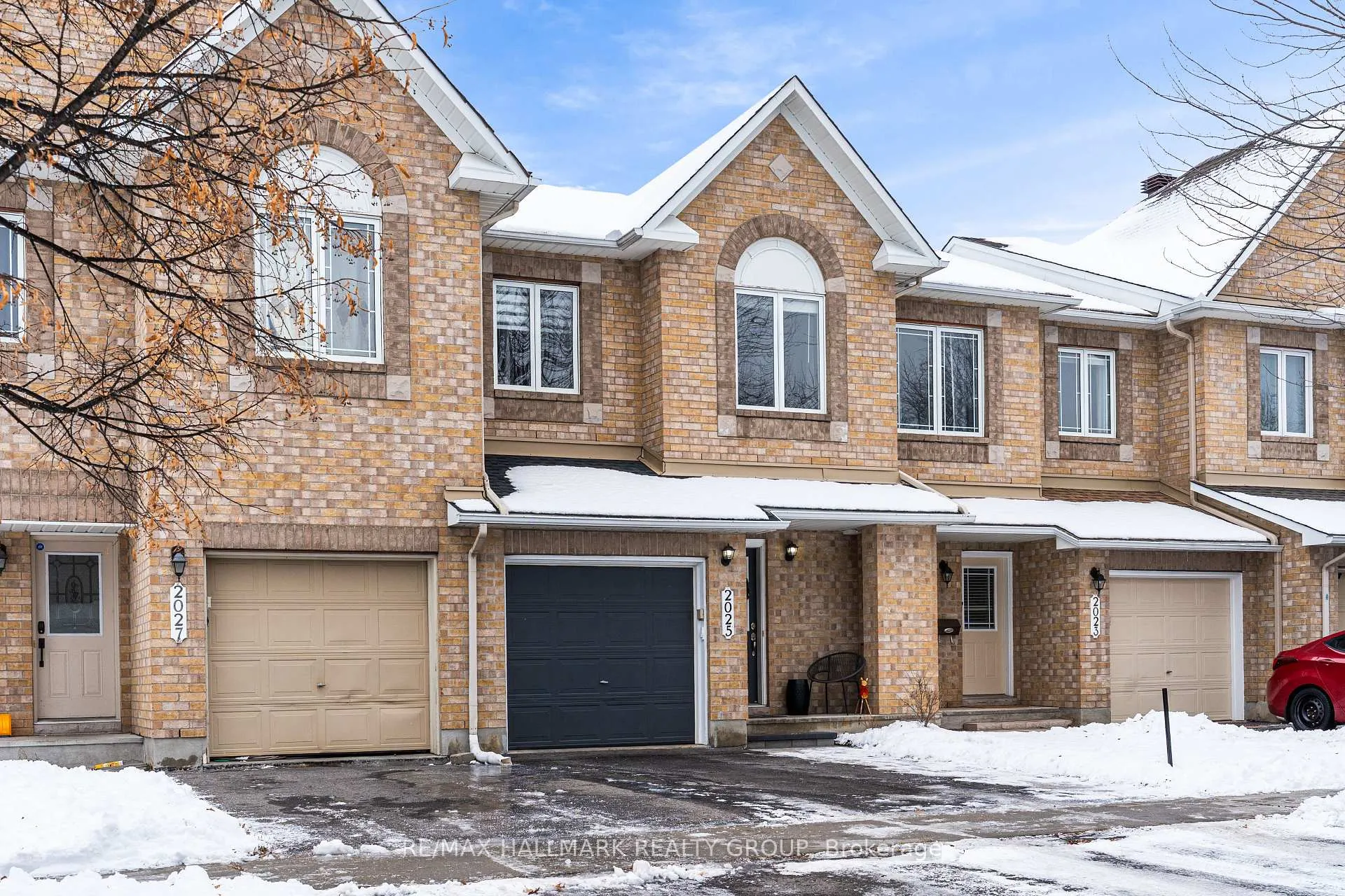 Photo 2 of 2025 Boisfranc Circle, Ottawa, Avalon East — HOMEH
