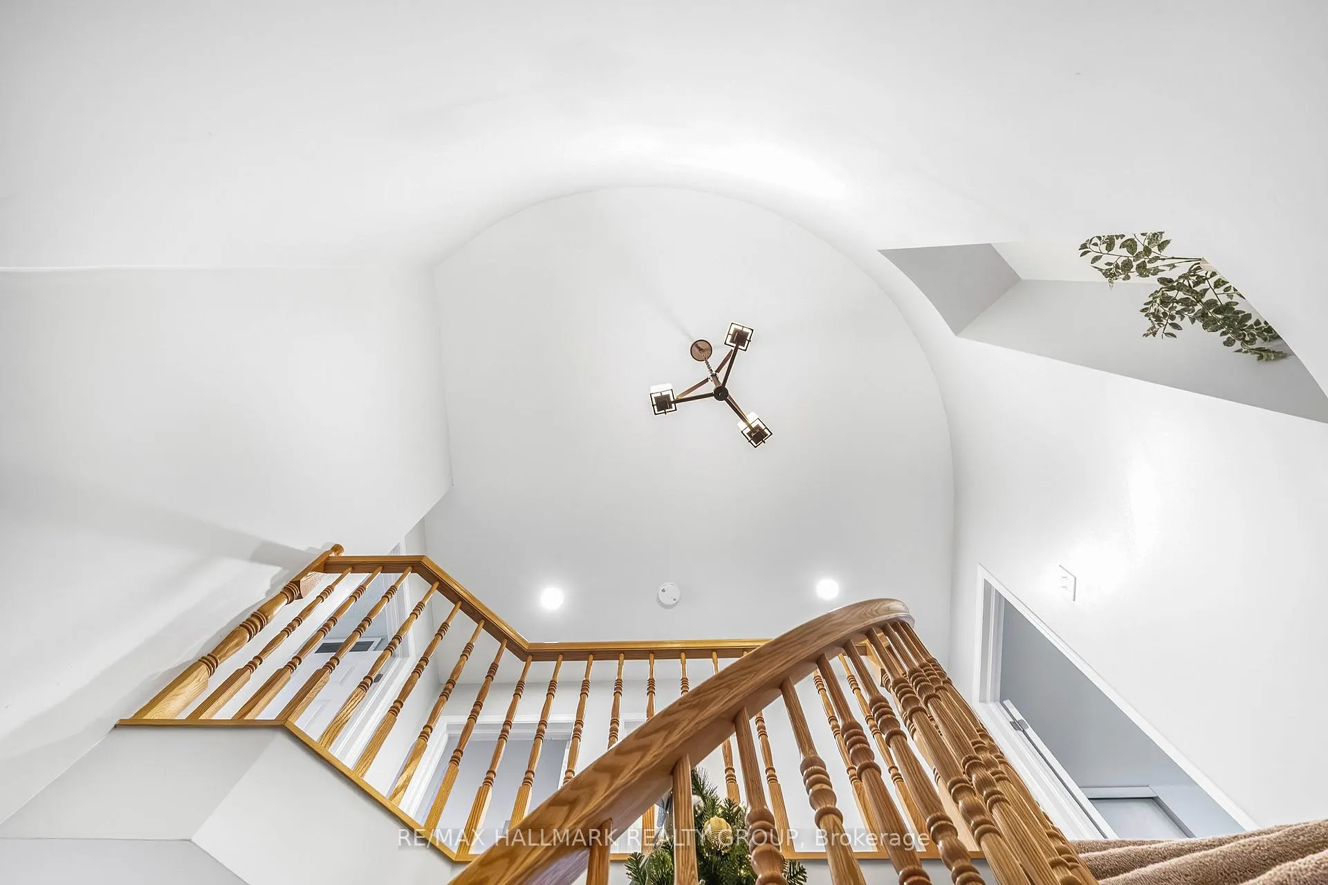 Photo 20 of 2025 Boisfranc Circle, Ottawa, Avalon East — HOMEH