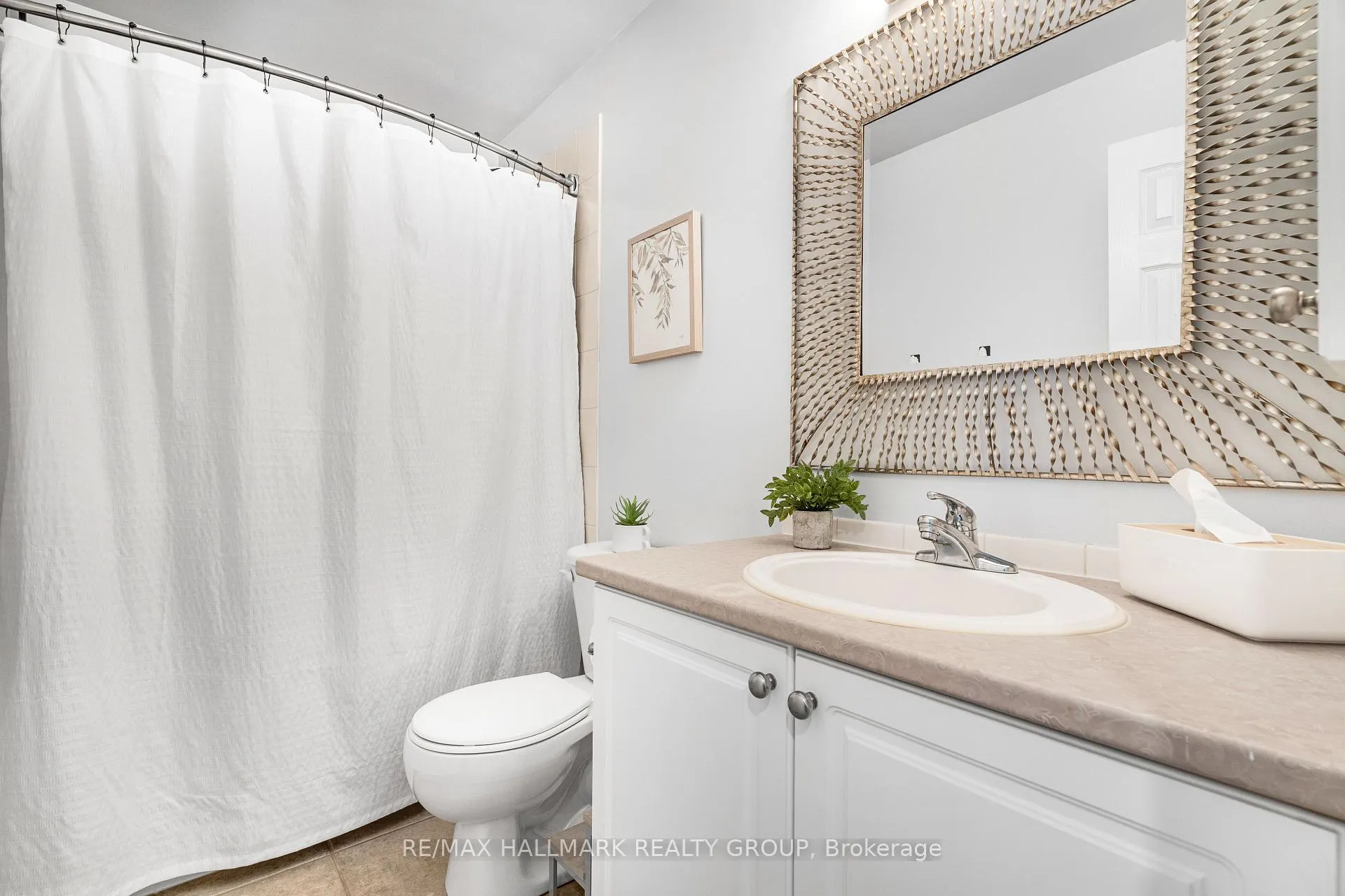 Photo 32 of 2025 Boisfranc Circle, Ottawa, Avalon East — HOMEH