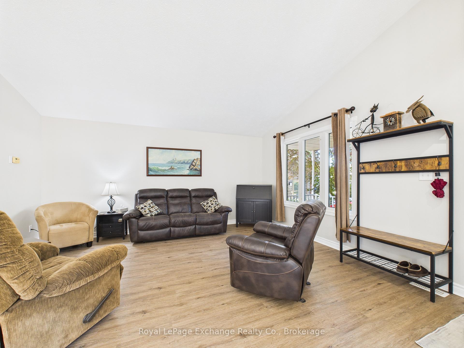 Photo 5 of 415 Highland Drive, North Huron, Wingham — HOMEH