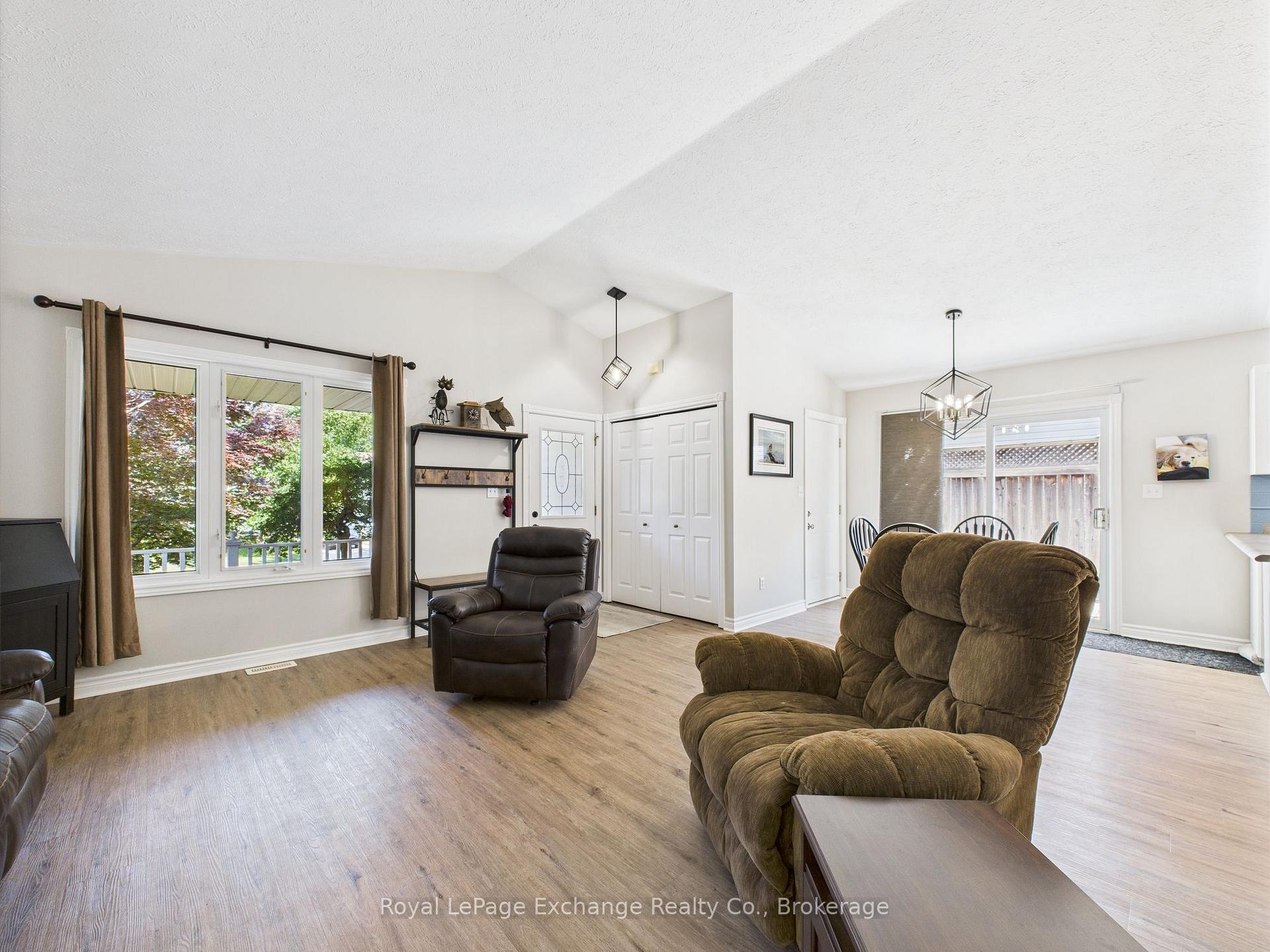 Photo 7 of 415 Highland Drive, North Huron, Wingham — HOMEH