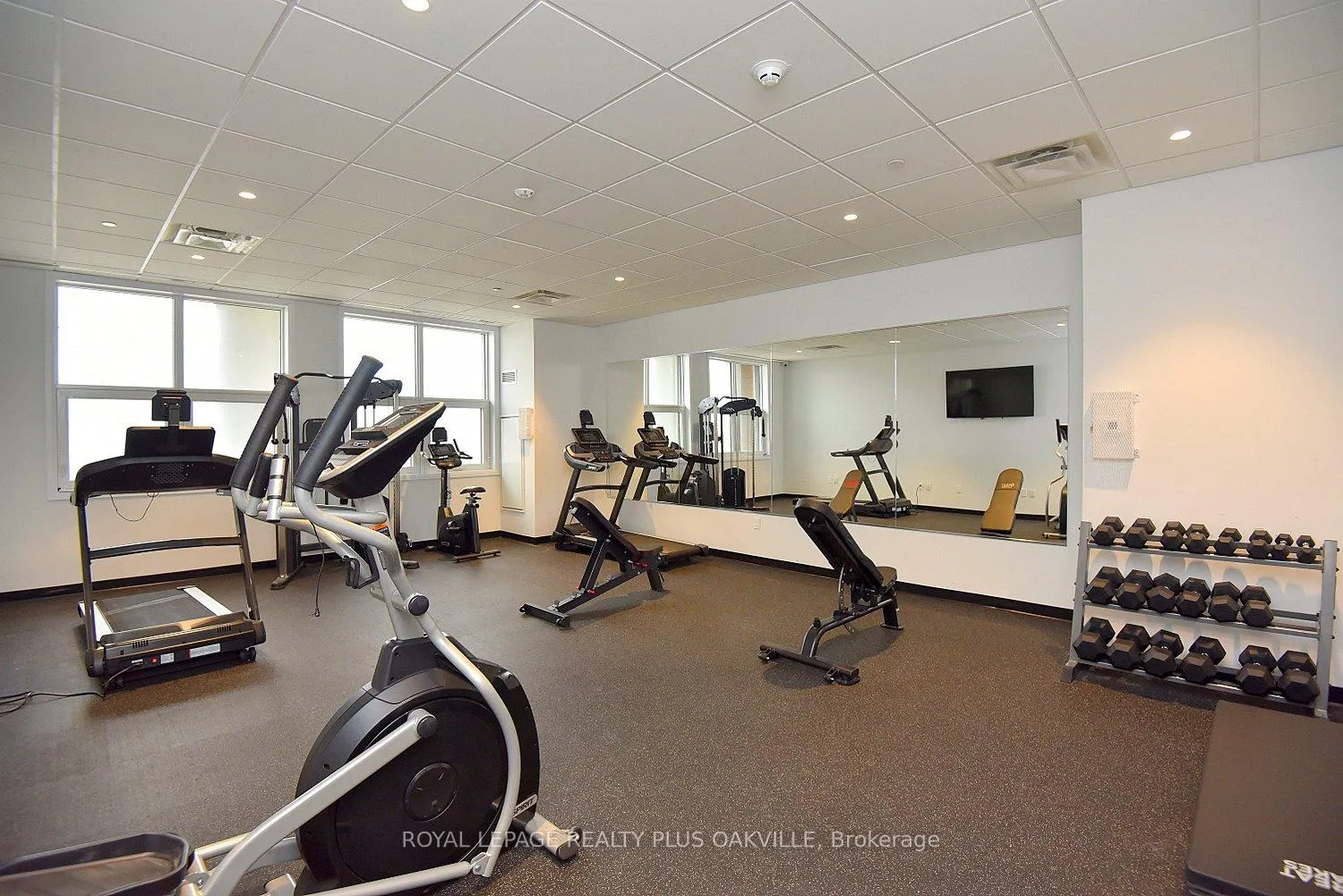 Photo 26 of Unit 321, 1936 Rymal Road E, Hamilton, Stoney Creek Mountain — HOMEH