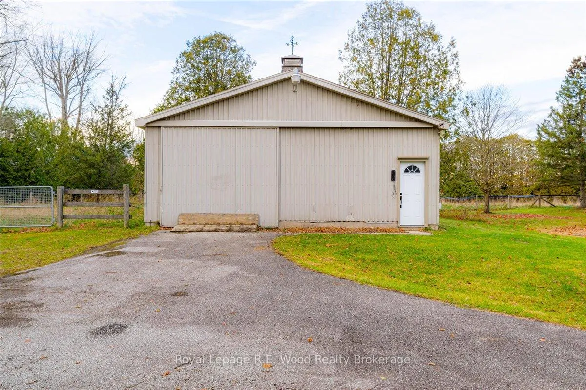 Photo 10 of 1925 1st Concession Road, Norfolk, Rural Middleton — HOMEH