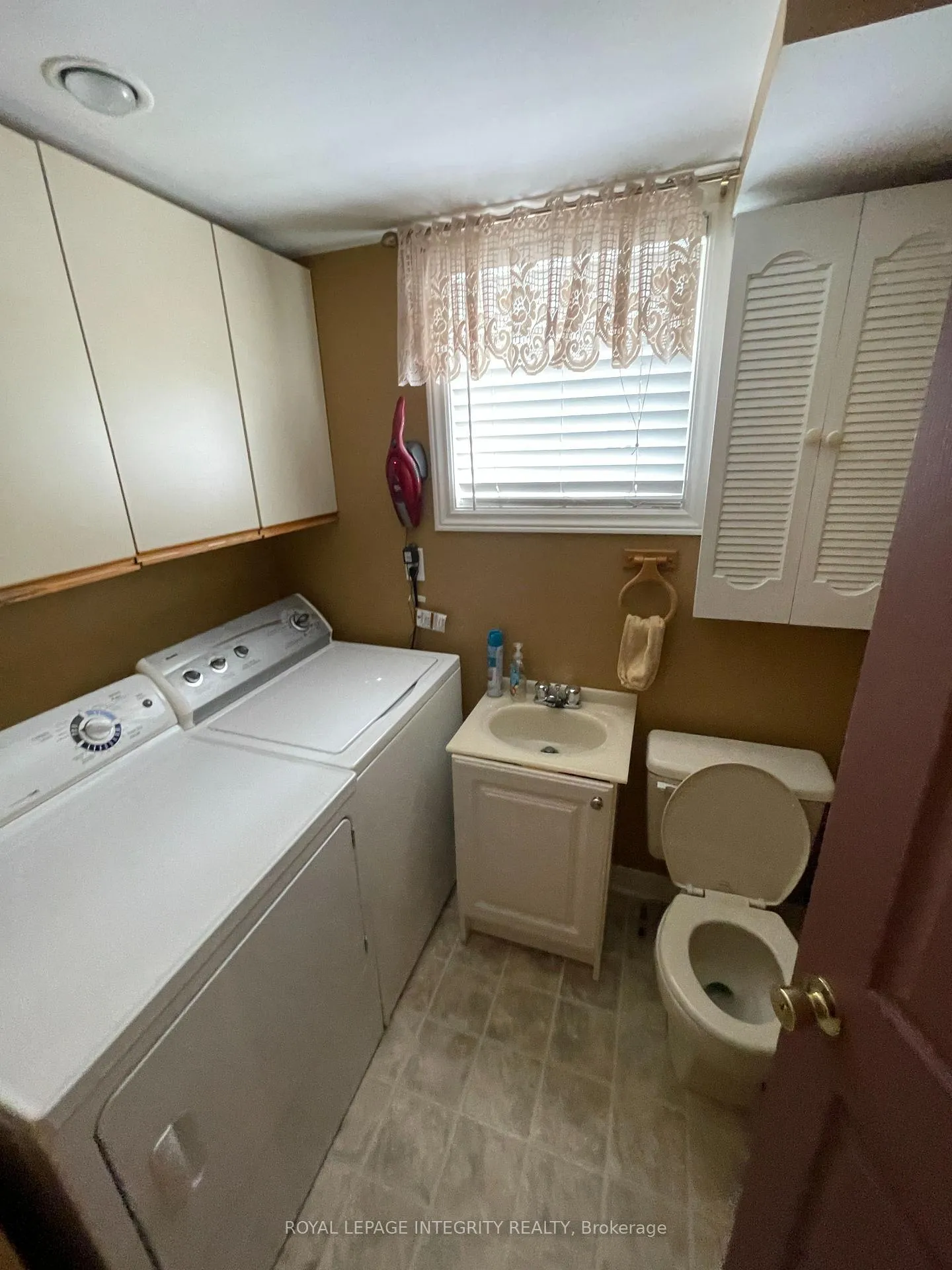 Photo 8 of 469 Guy Street, Ottawa, Castle Heights — HOMEH
