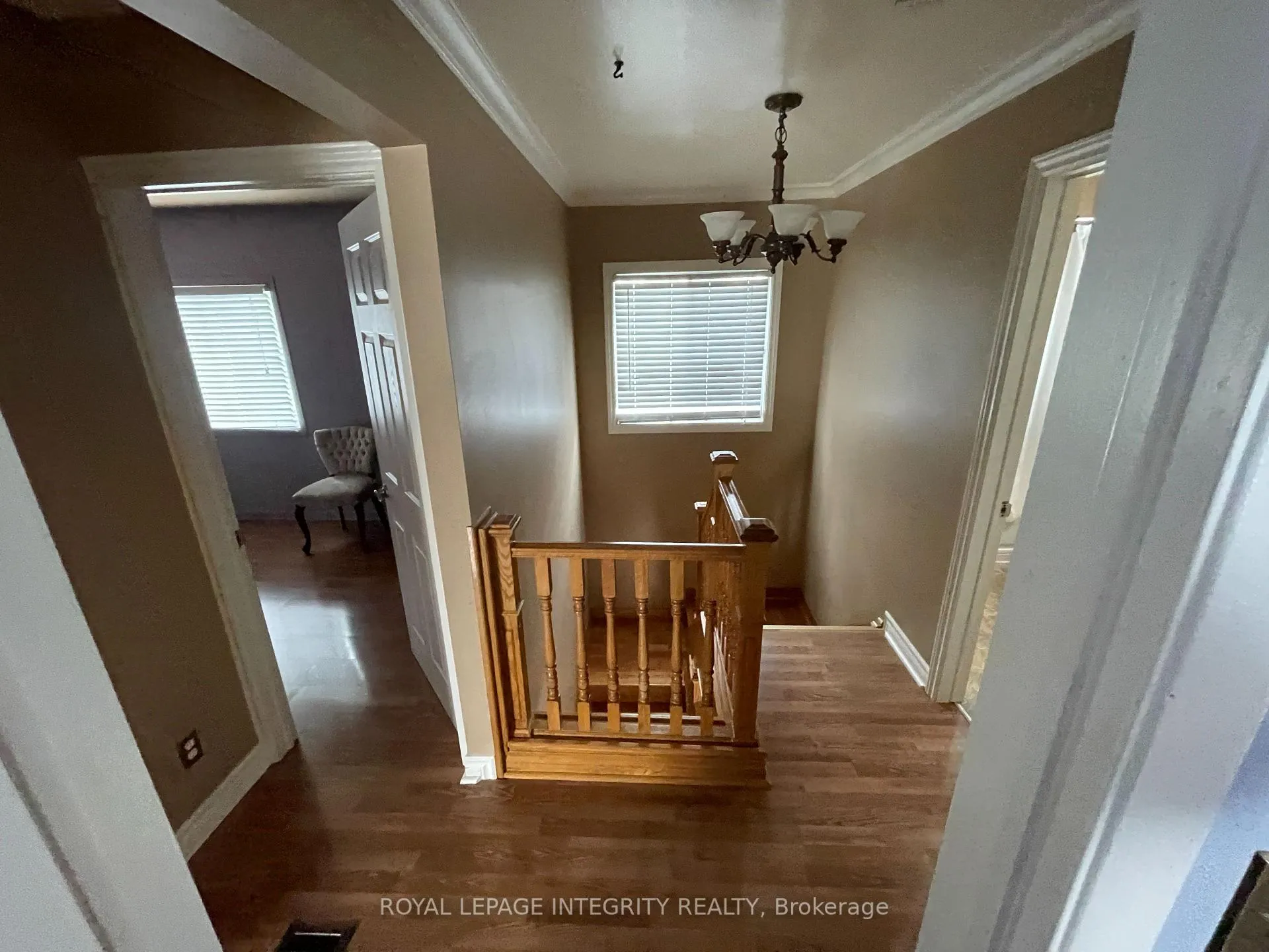 Photo 12 of 469 Guy Street, Ottawa, Castle Heights — HOMEH