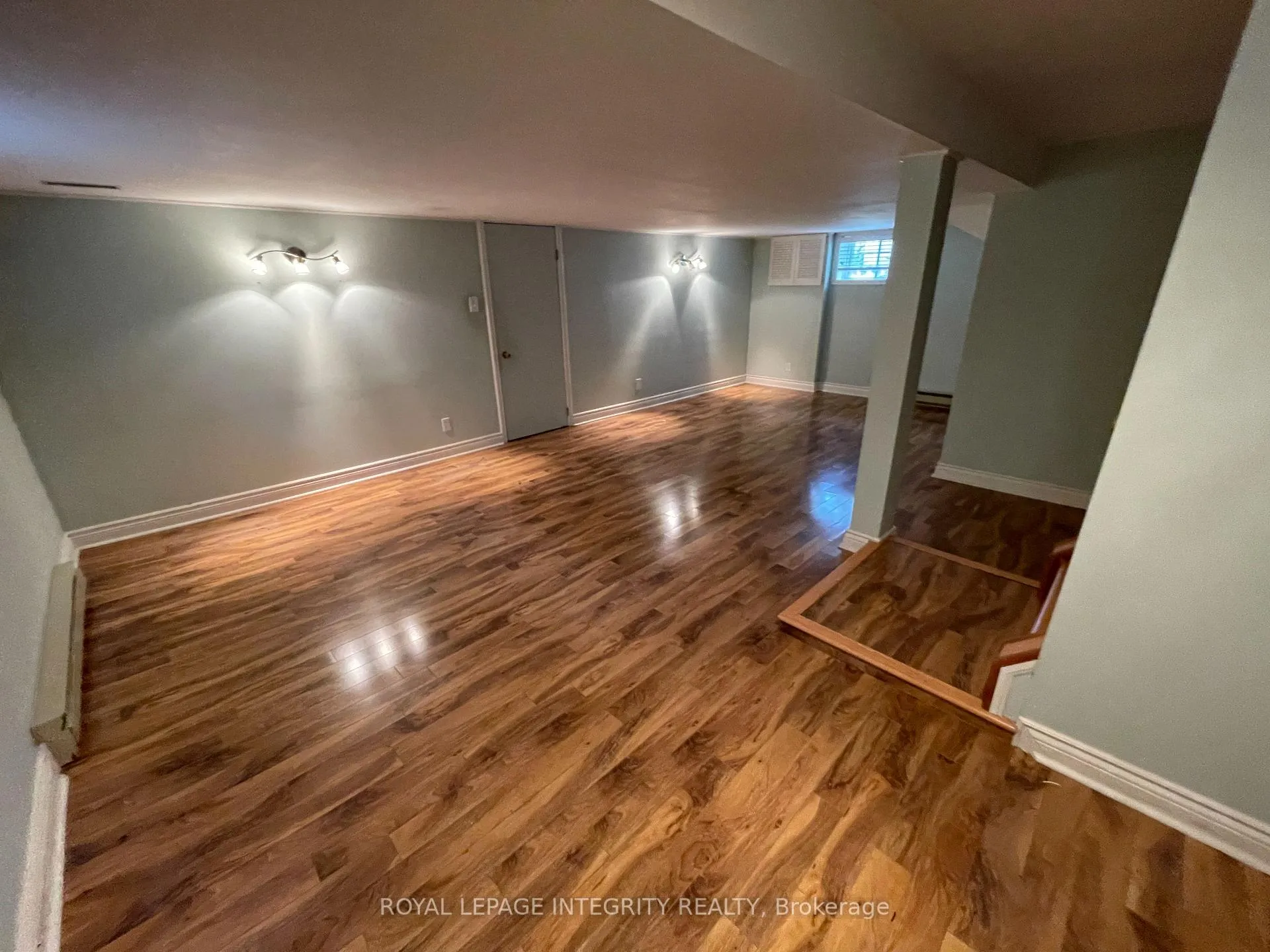 Photo 26 of 469 Guy Street, Ottawa, Castle Heights — HOMEH