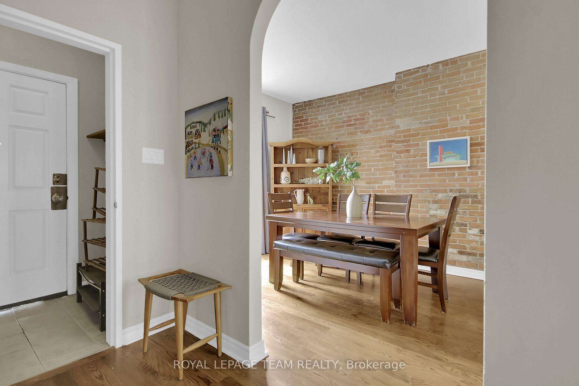 Photo 5 of 57 Argyle Avenue, Ottawa, Ottawa Centre/Golden Triangle — HOMEH