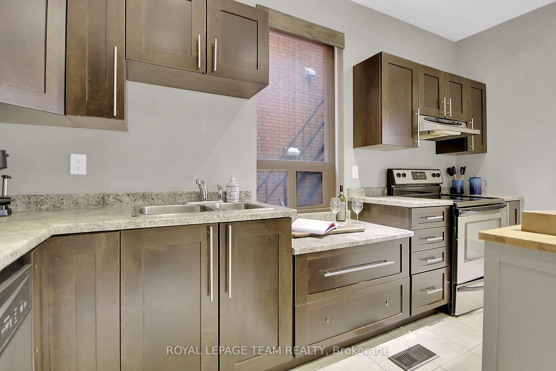 Photo 12 of 57 Argyle Avenue, Ottawa, Ottawa Centre/Golden Triangle — HOMEH