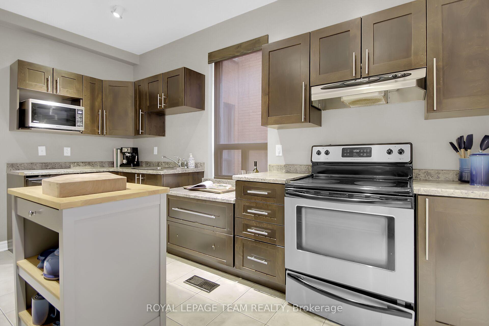 Photo 14 of 57 Argyle Avenue, Ottawa, Ottawa Centre/Golden Triangle — HOMEH