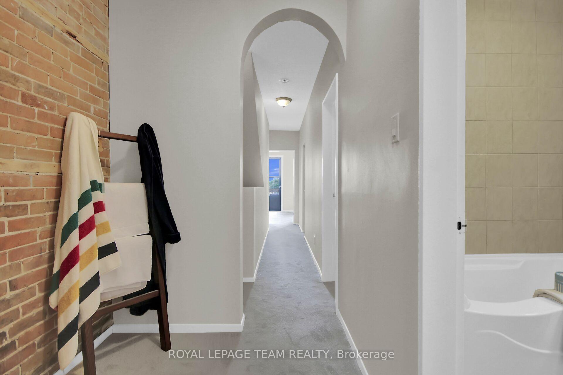Photo 21 of 57 Argyle Avenue, Ottawa, Ottawa Centre/Golden Triangle — HOMEH