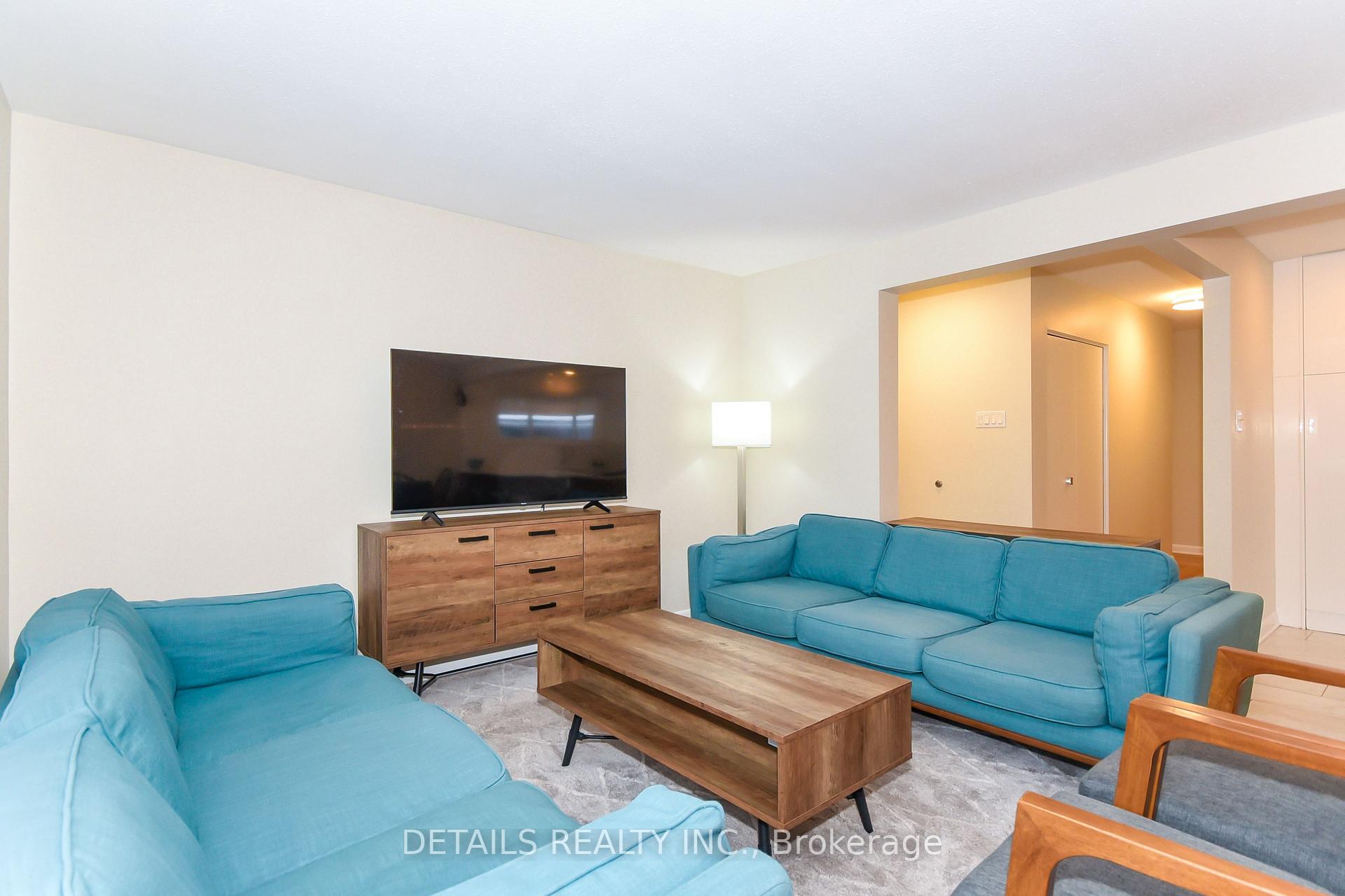 Photo 6 of Unit A, 2176 Lambeth Walk, Ottawa, Parkway Park — HOMEH