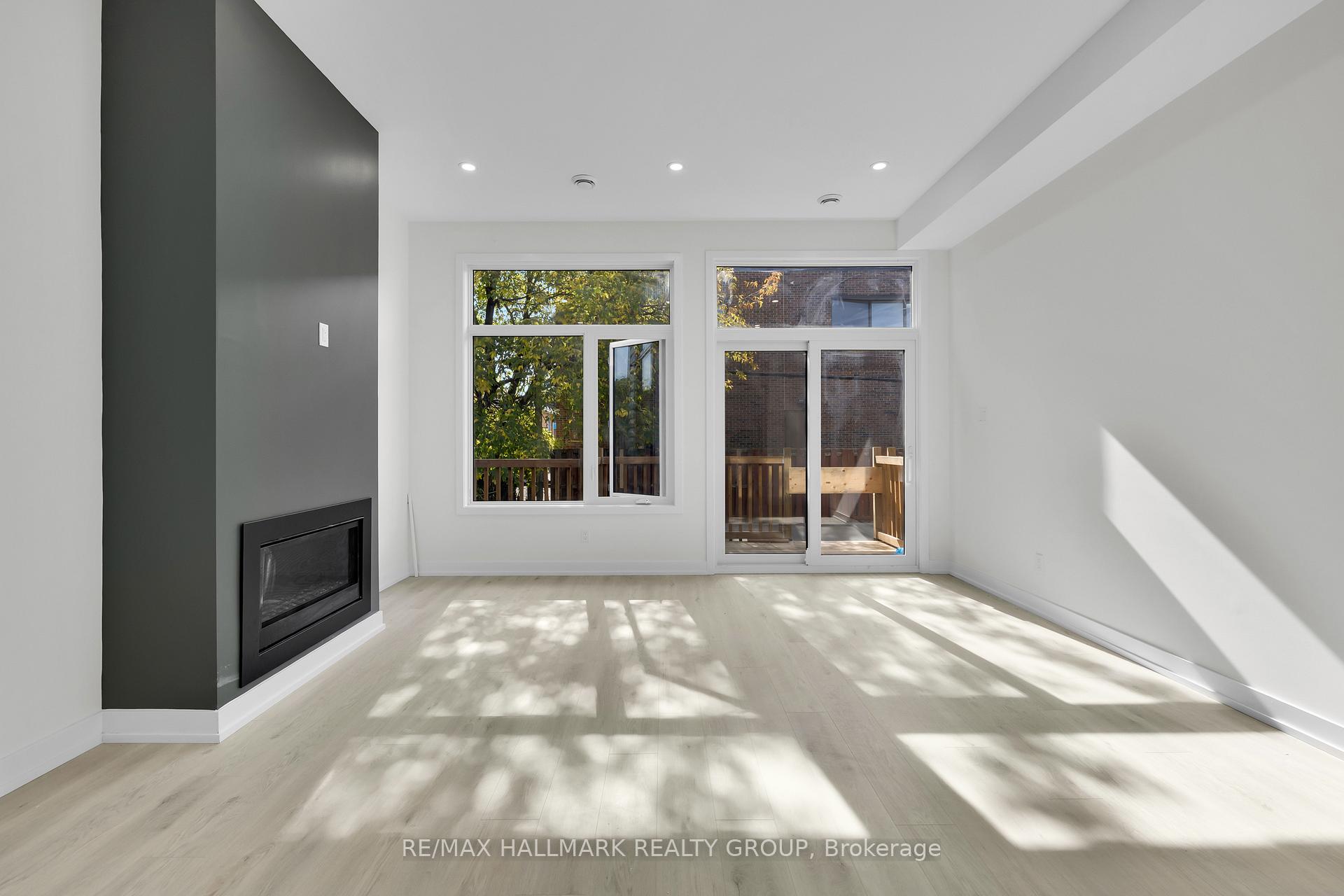 Photo 13 of 472 Mutual Street, Ottawa, Castle Heights — HOMEH