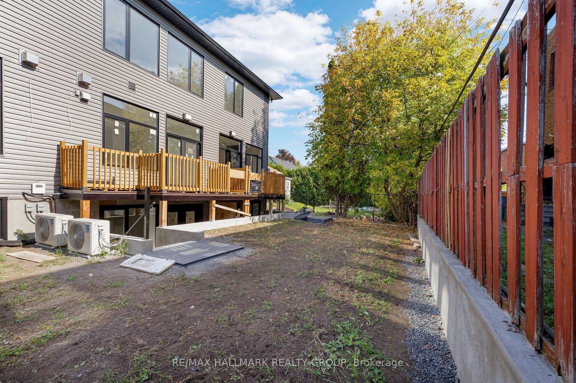 Photo 32 of 472 Mutual Street, Ottawa, Castle Heights — HOMEH