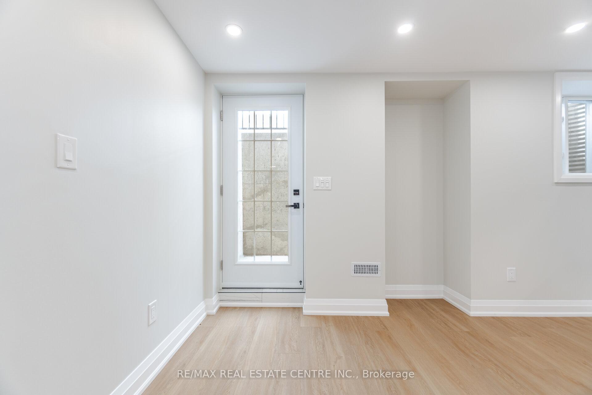 Photo 2 of Unit Bsmt., 1603 Severn Drive, Milton, Bowes — HOMEH
