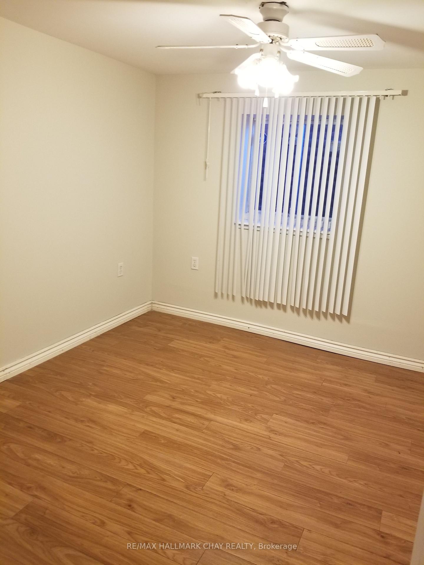 Photo 8 of Unit lower unit, 11B Park Crescent, New Tecumseth, Tottenham — HOMEH