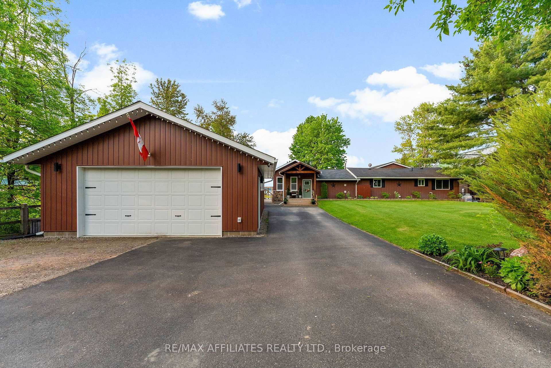 Photo 1 of 12341 Highway 60, North Algona Wilberforce, North Algona/Wilberforce Twp — HOMEH