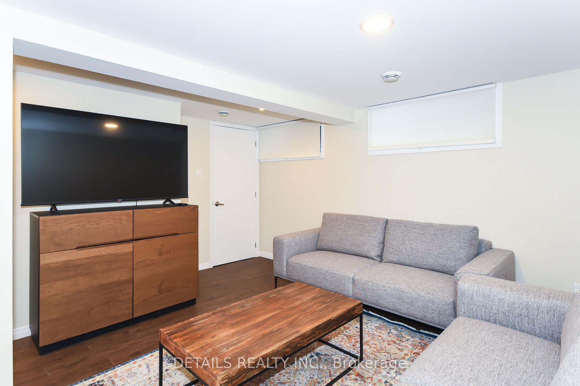 Photo 20 of Unit B, 2176 Lambeth Walk, Ottawa, Parkway Park — HOMEH