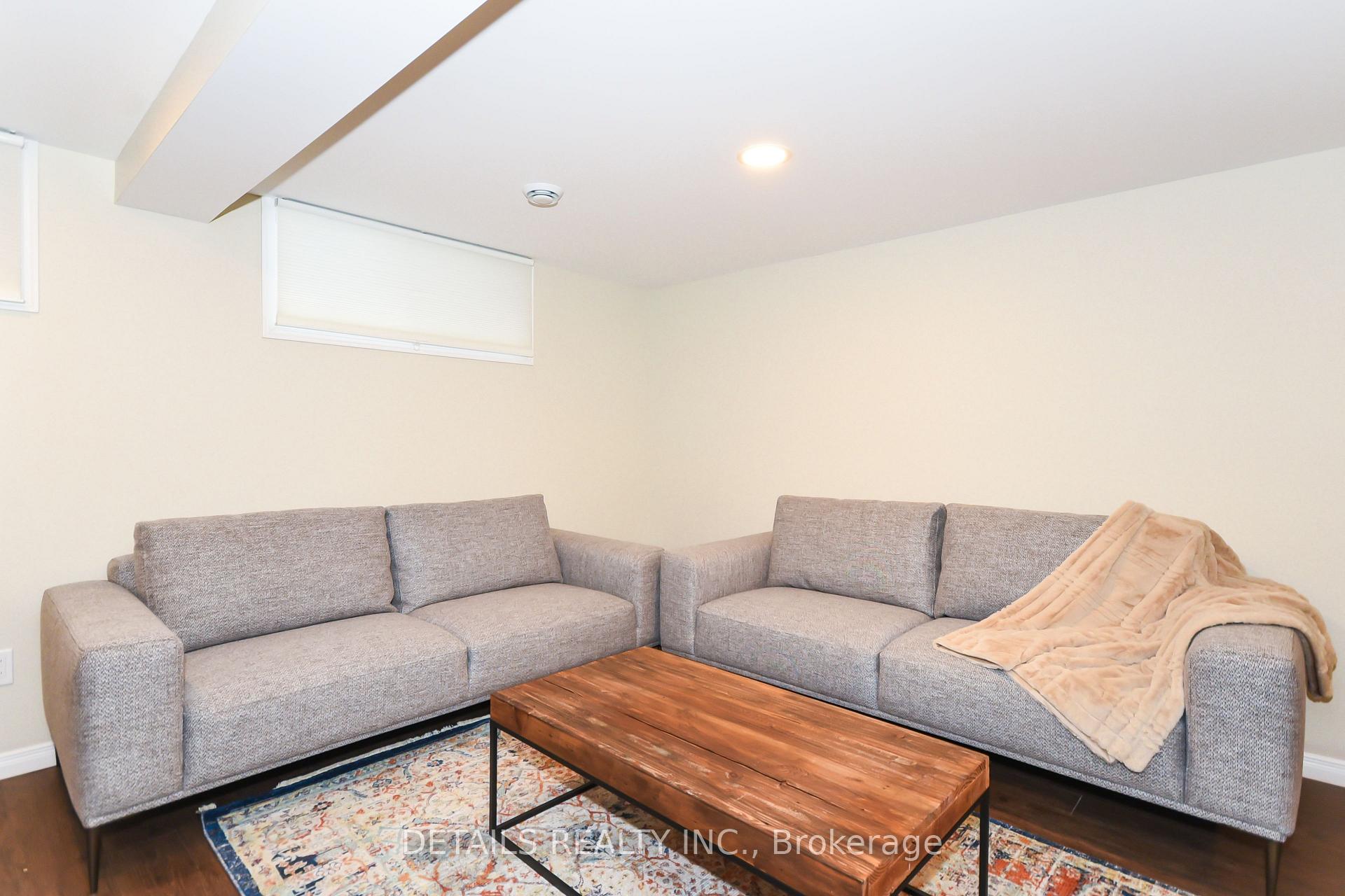 Photo 21 of Unit B, 2176 Lambeth Walk, Ottawa, Parkway Park — HOMEH