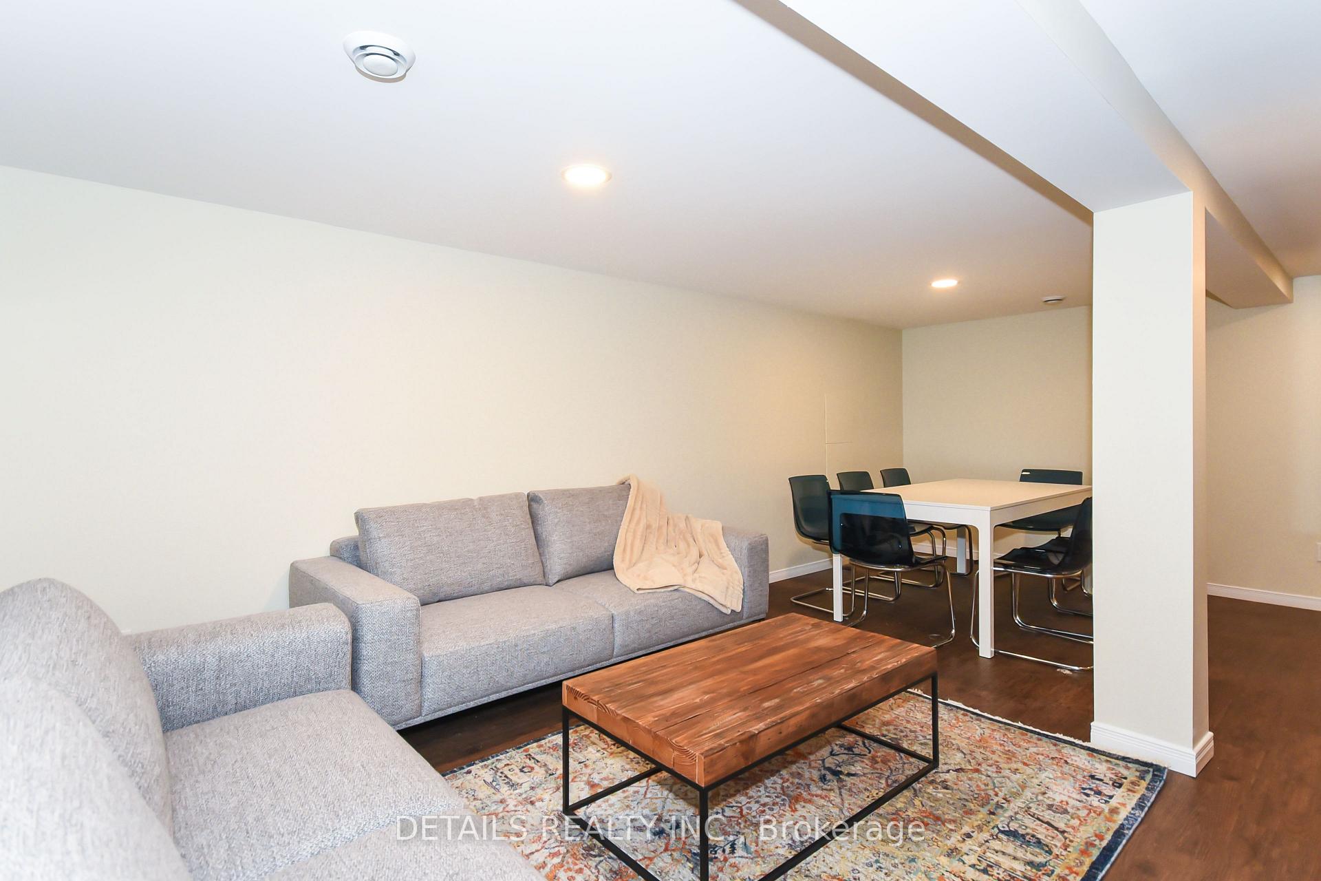 Photo 22 of Unit B, 2176 Lambeth Walk, Ottawa, Parkway Park — HOMEH