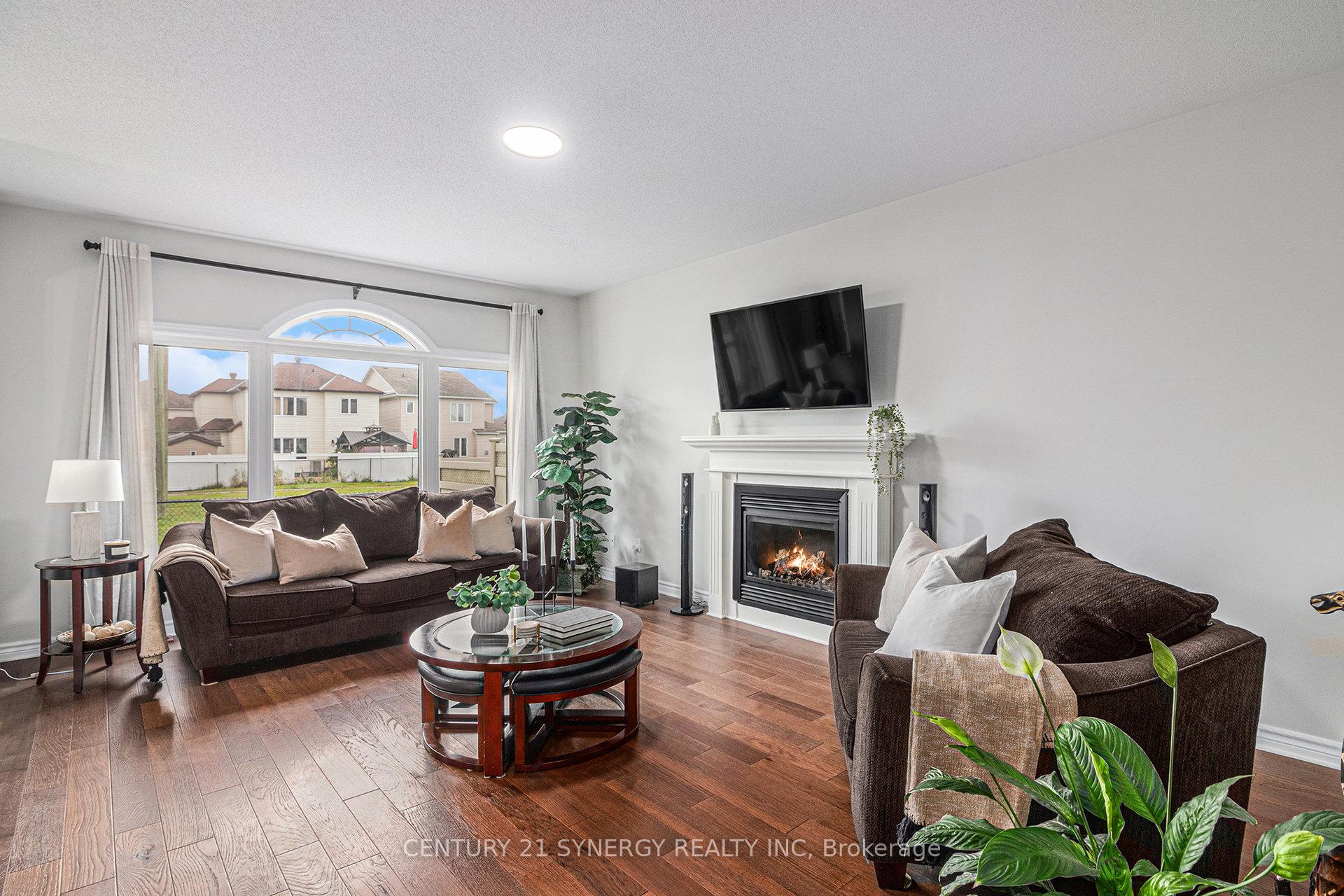 Photo 6 of 2479 Esprit Drive, Ottawa, Avalon East — HOMEH