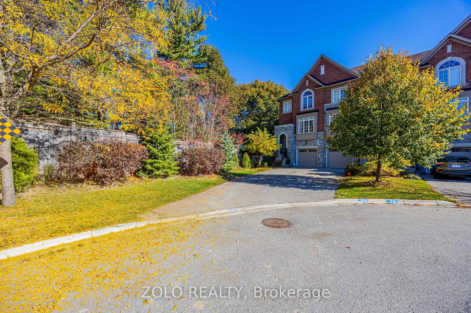 Photo 1 of 235 Appleton Court, Newmarket, Central Newmarket — HOMEH