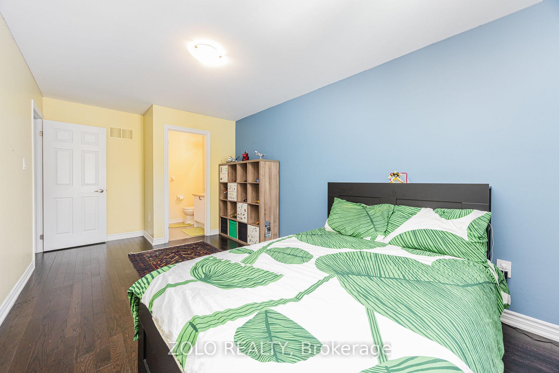Photo 18 of 235 Appleton Court, Newmarket, Central Newmarket — HOMEH