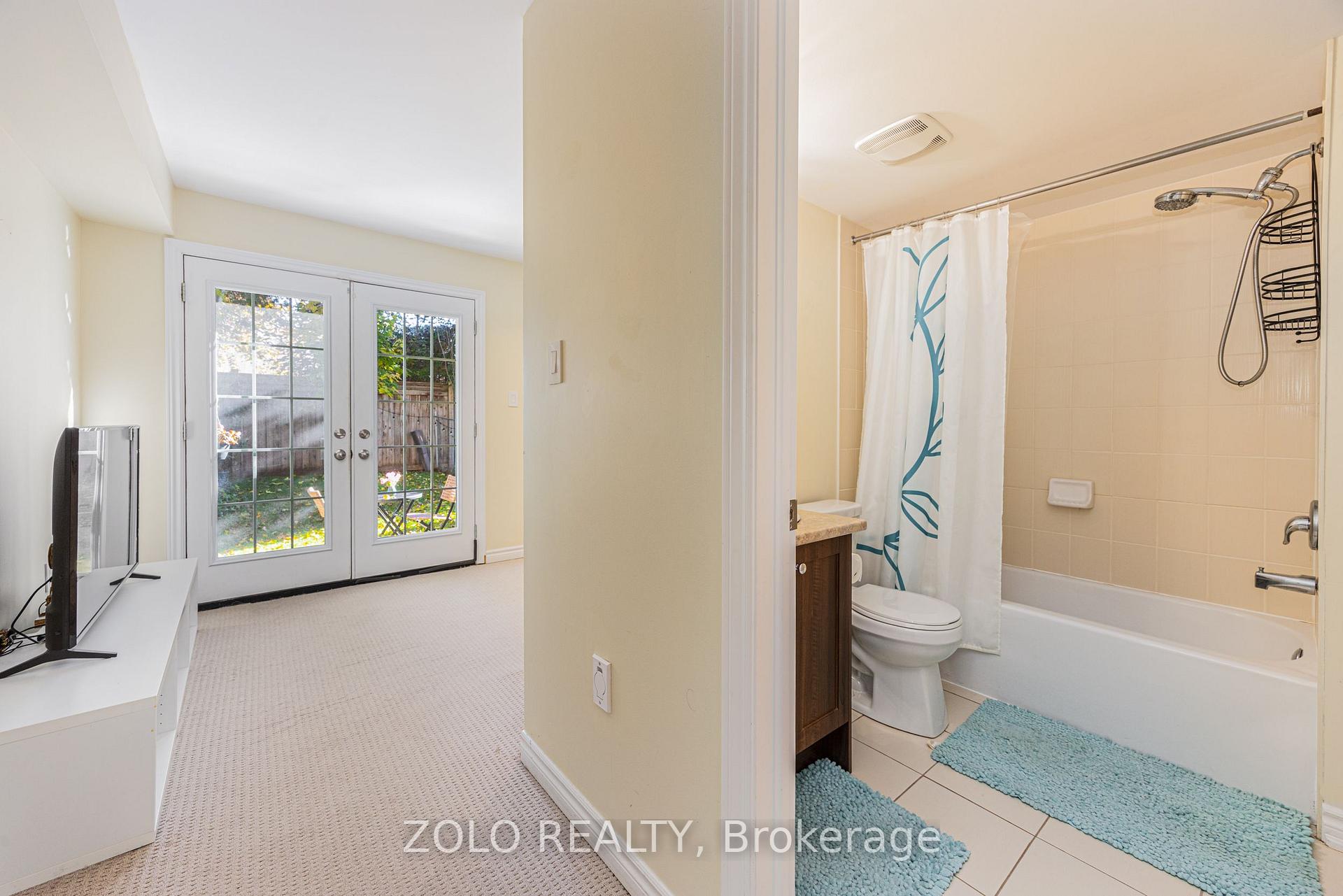 Photo 23 of 235 Appleton Court, Newmarket, Central Newmarket — HOMEH