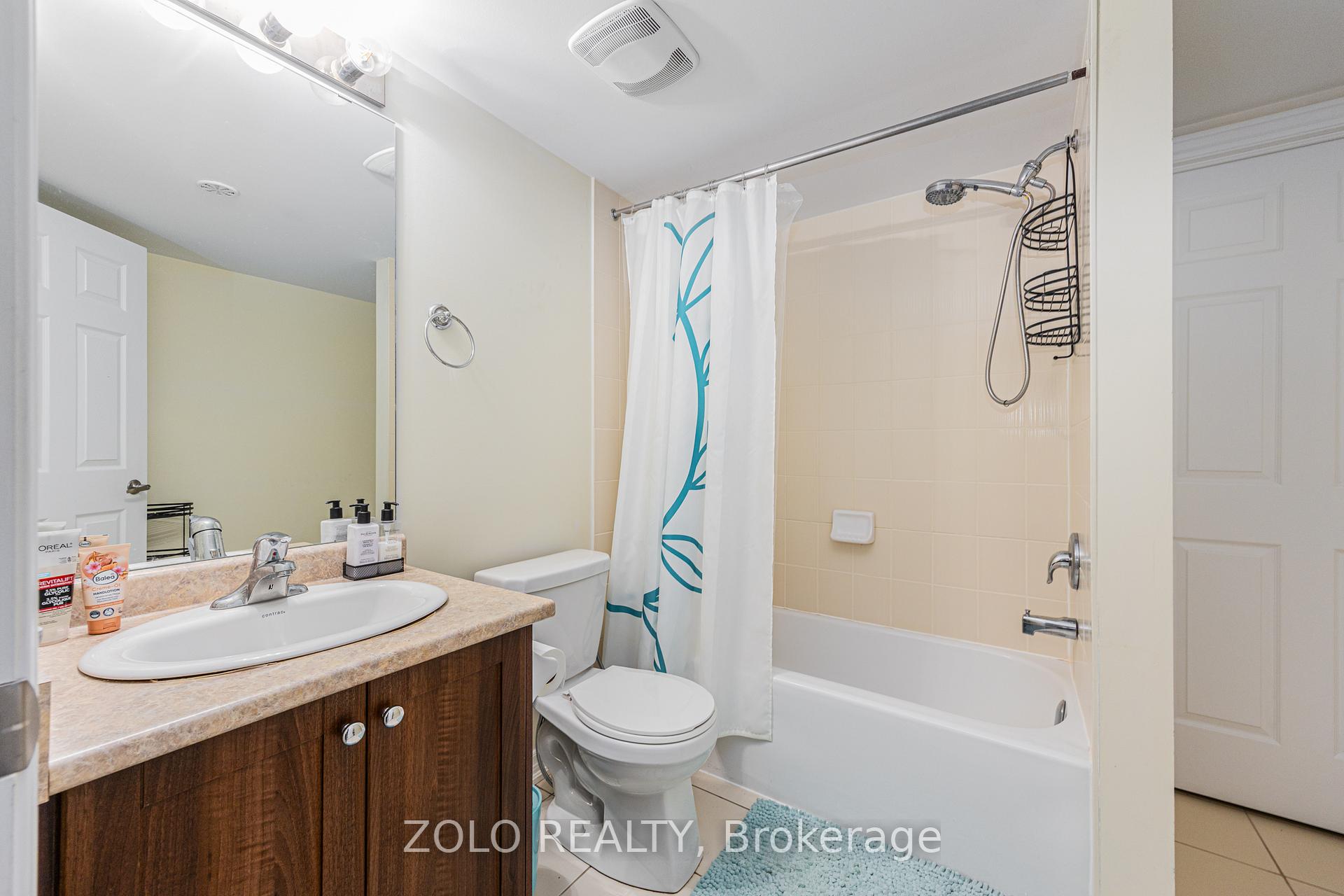 Photo 24 of 235 Appleton Court, Newmarket, Central Newmarket — HOMEH