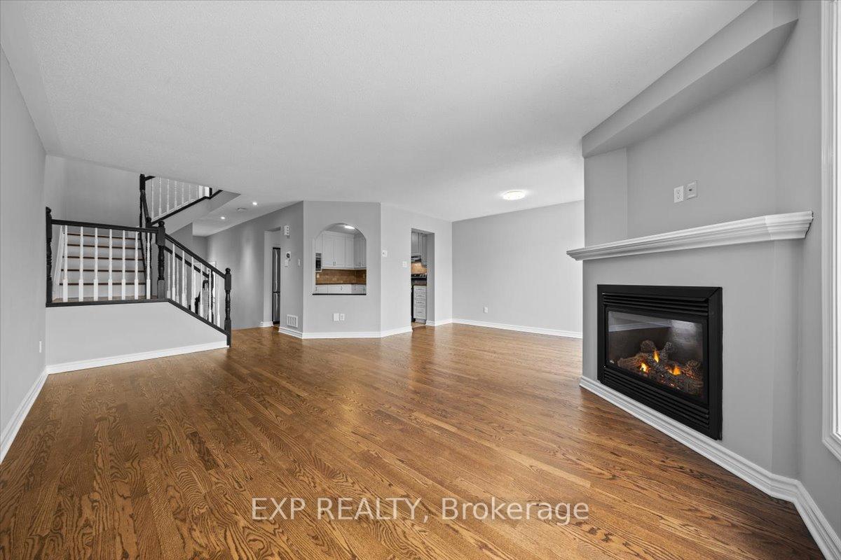 Photo 5 of 333 Vienna Terrace, Ottawa, Avalon East — HOMEH