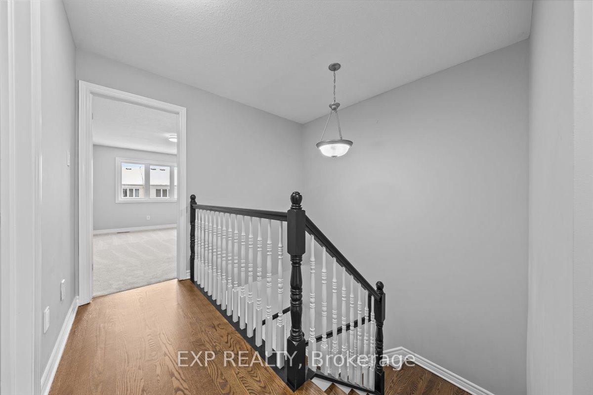 Photo 14 of 333 Vienna Terrace, Ottawa, Avalon East — HOMEH