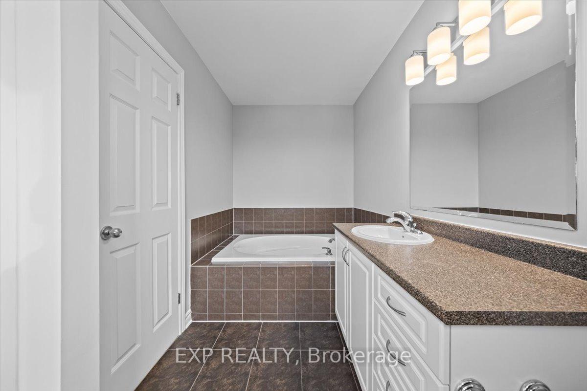 Photo 18 of 333 Vienna Terrace, Ottawa, Avalon East — HOMEH