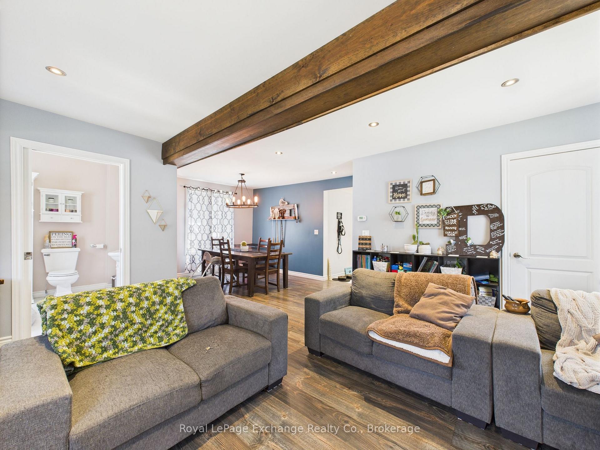 Photo 7 of 164 Victoria Street E, North Huron, Wingham — HOMEH
