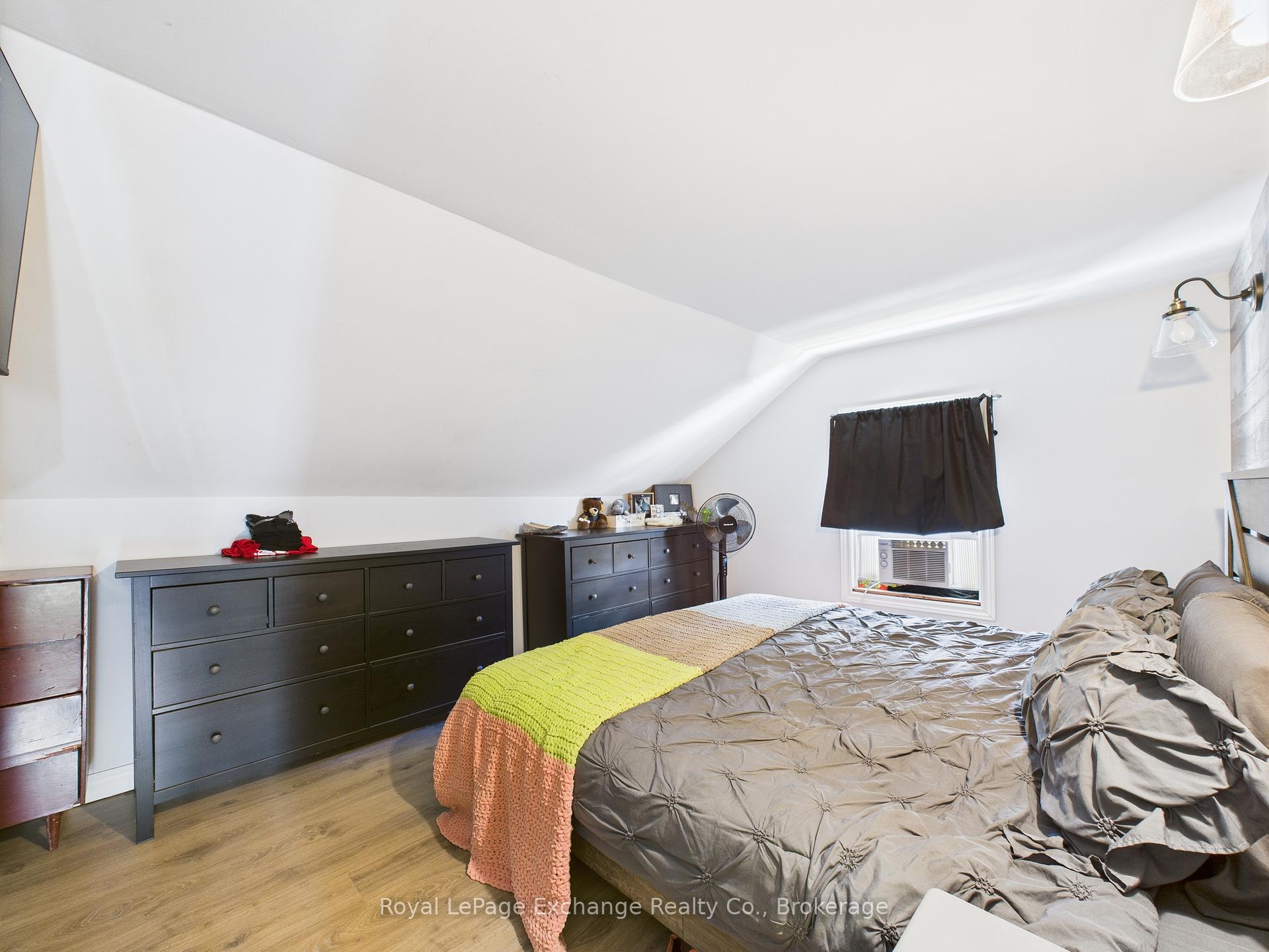 Photo 19 of 164 Victoria Street E, North Huron, Wingham — HOMEH