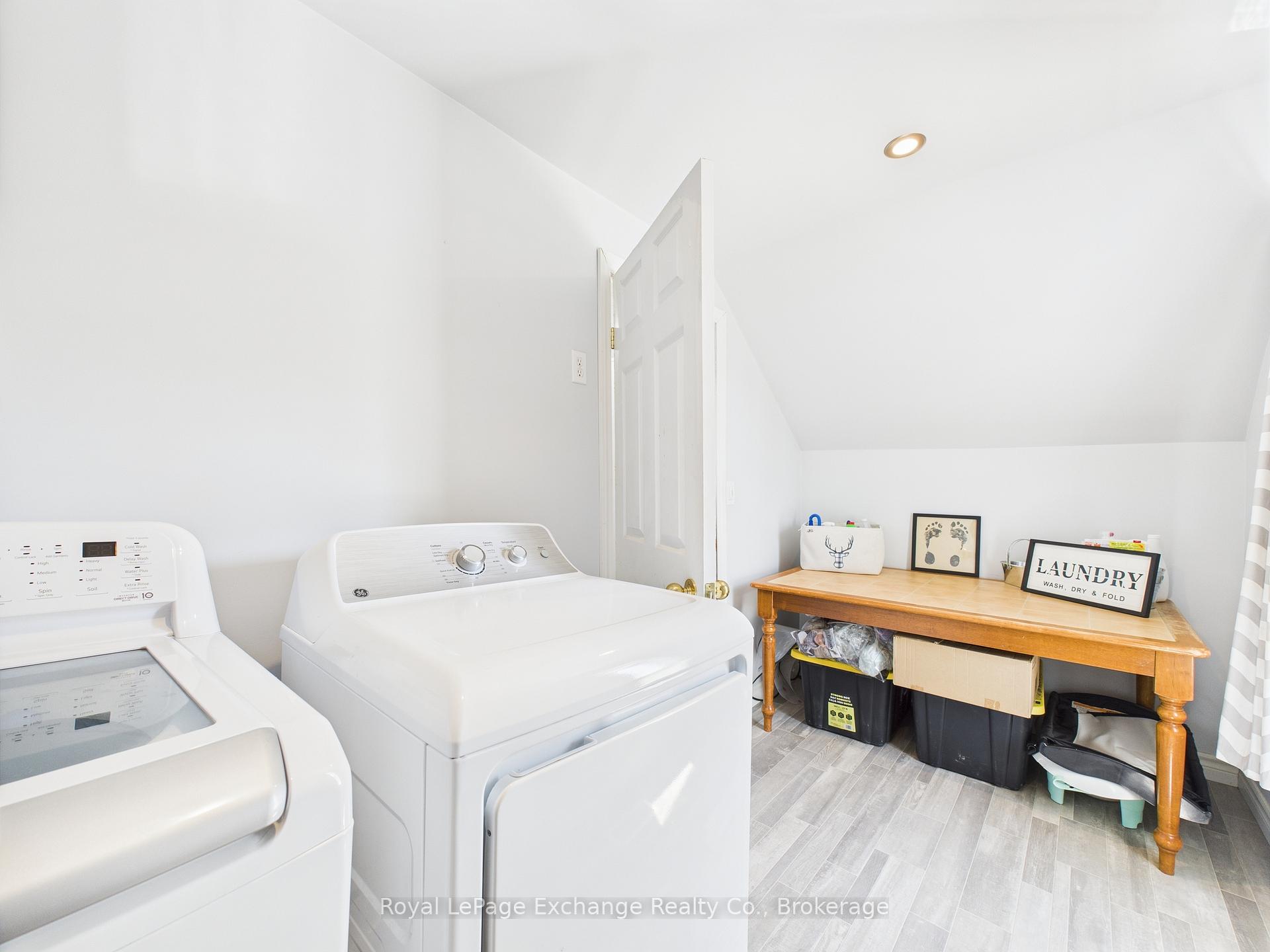 Photo 23 of 164 Victoria Street E, North Huron, Wingham — HOMEH