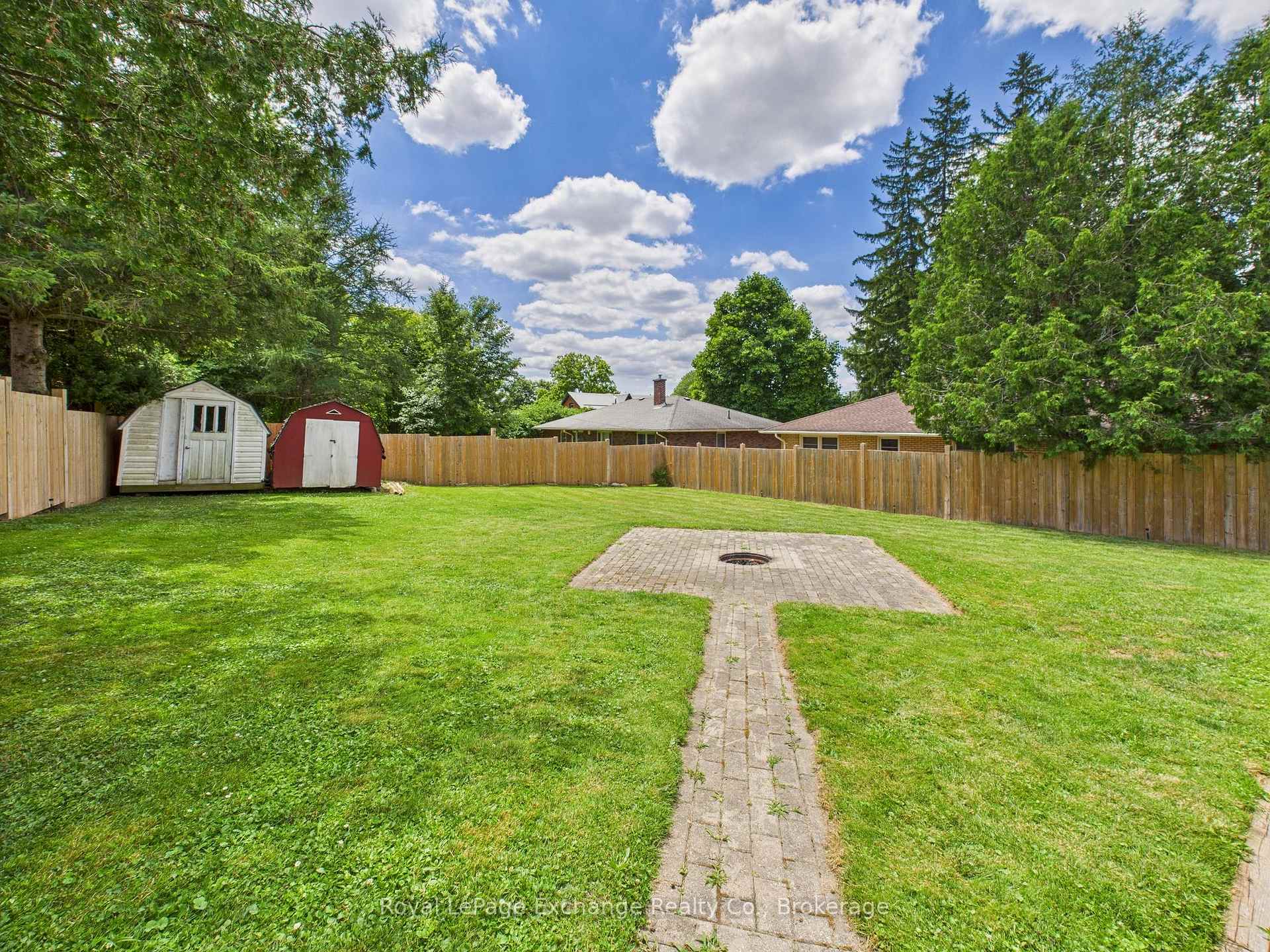 Photo 26 of 164 Victoria Street E, North Huron, Wingham — HOMEH