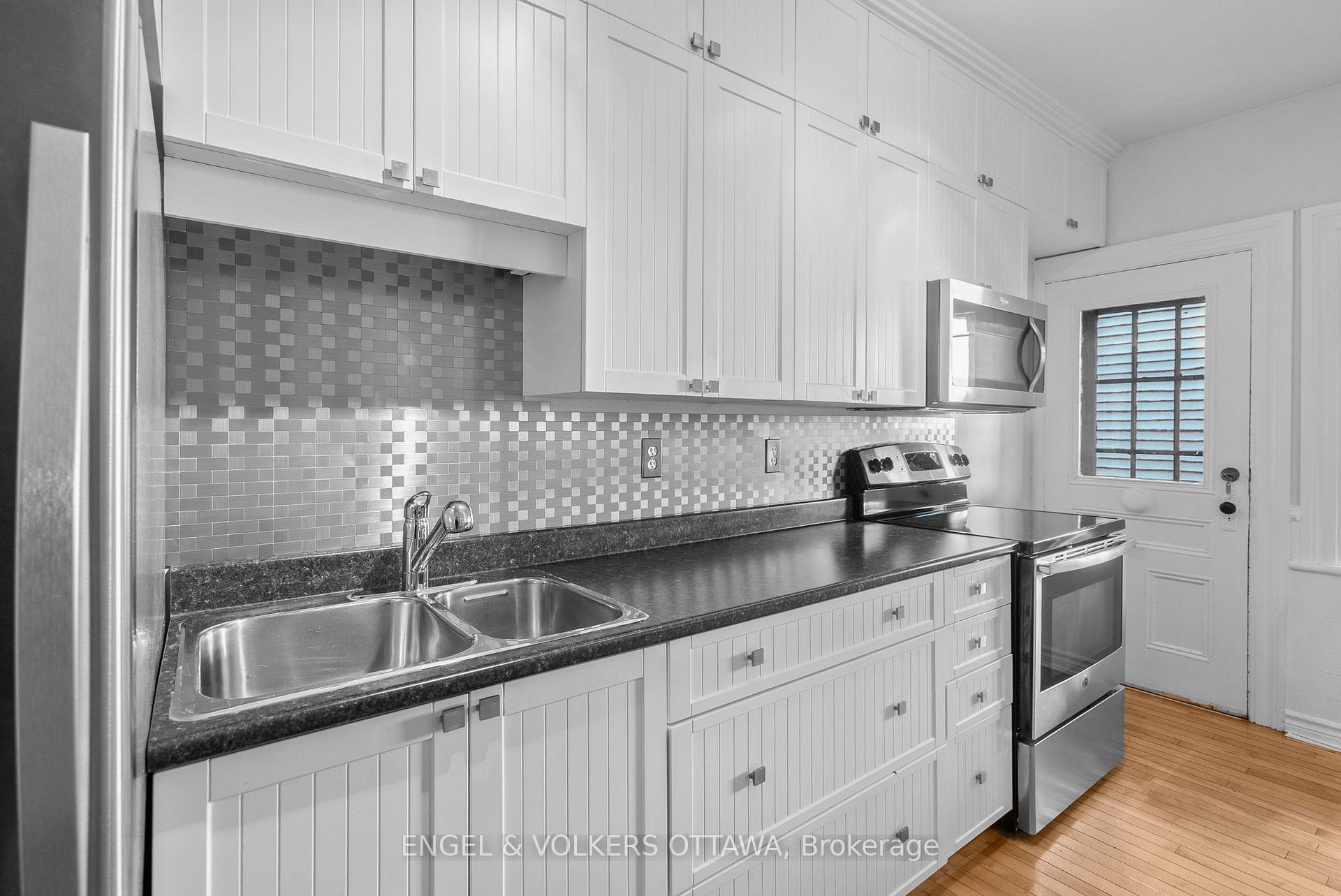 Photo 8 of 507 Mcleod Street, Ottawa, Ottawa Centre — HOMEH