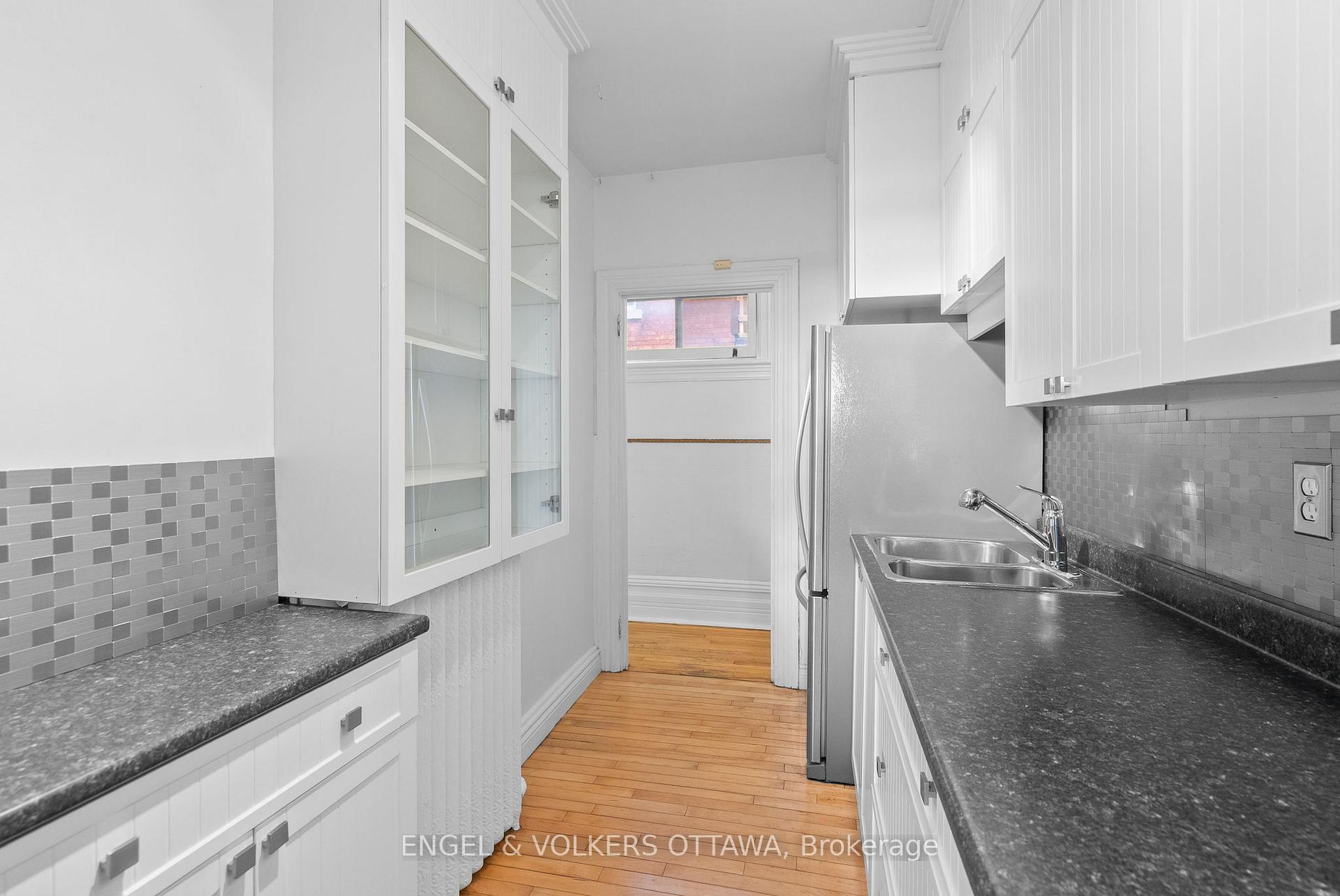 Photo 10 of 507 Mcleod Street, Ottawa, Ottawa Centre — HOMEH
