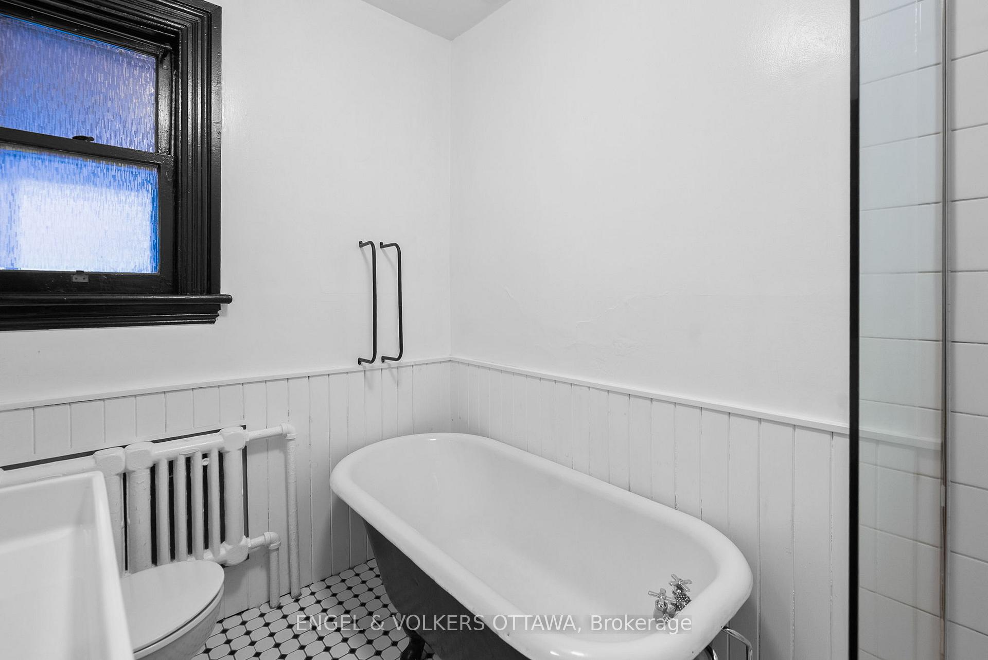Photo 14 of 507 Mcleod Street, Ottawa, Ottawa Centre — HOMEH