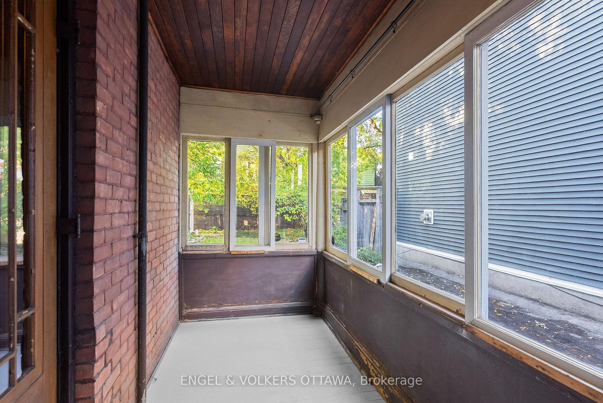 Photo 18 of 507 Mcleod Street, Ottawa, Ottawa Centre — HOMEH