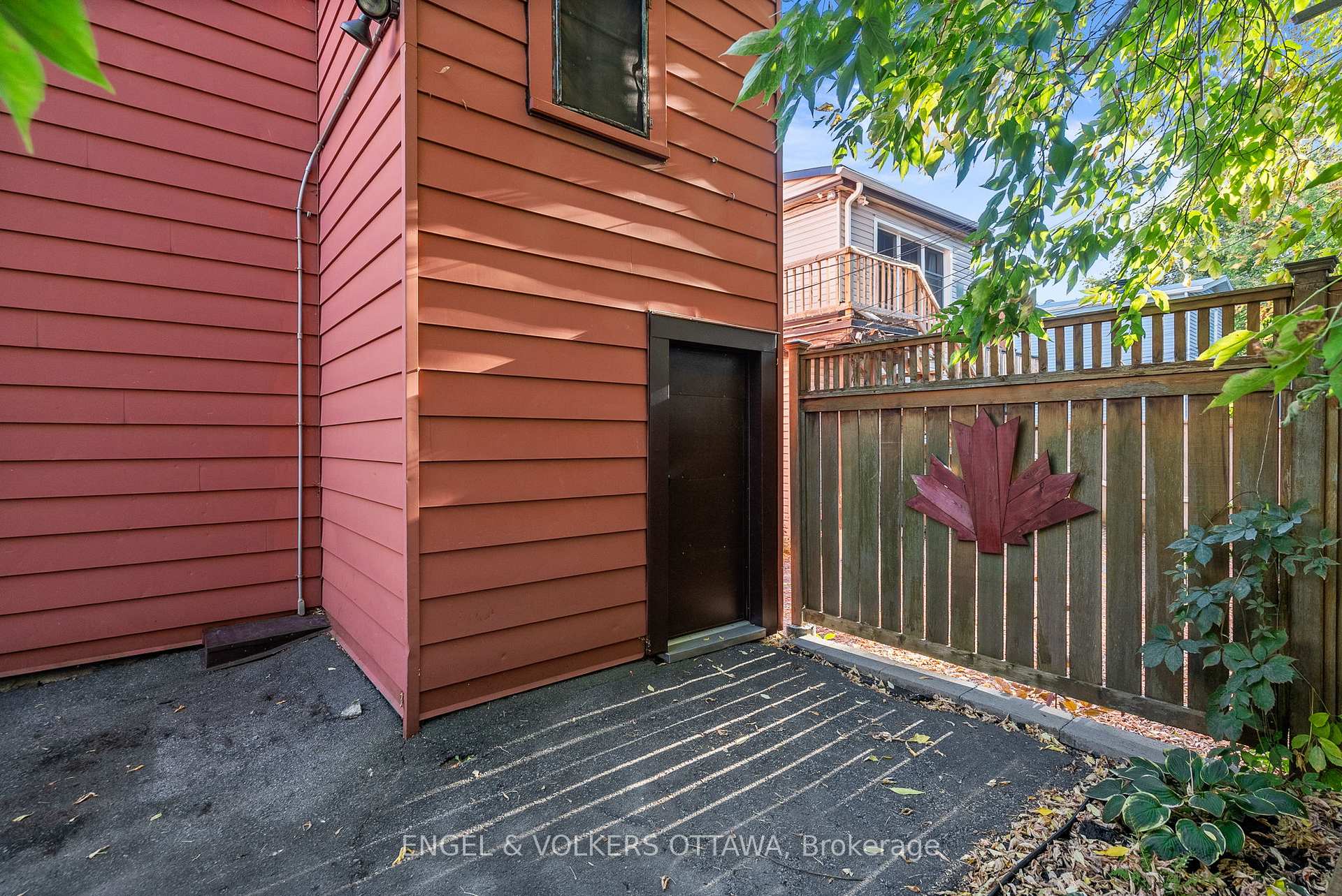 Photo 36 of 507 Mcleod Street, Ottawa, Ottawa Centre — HOMEH
