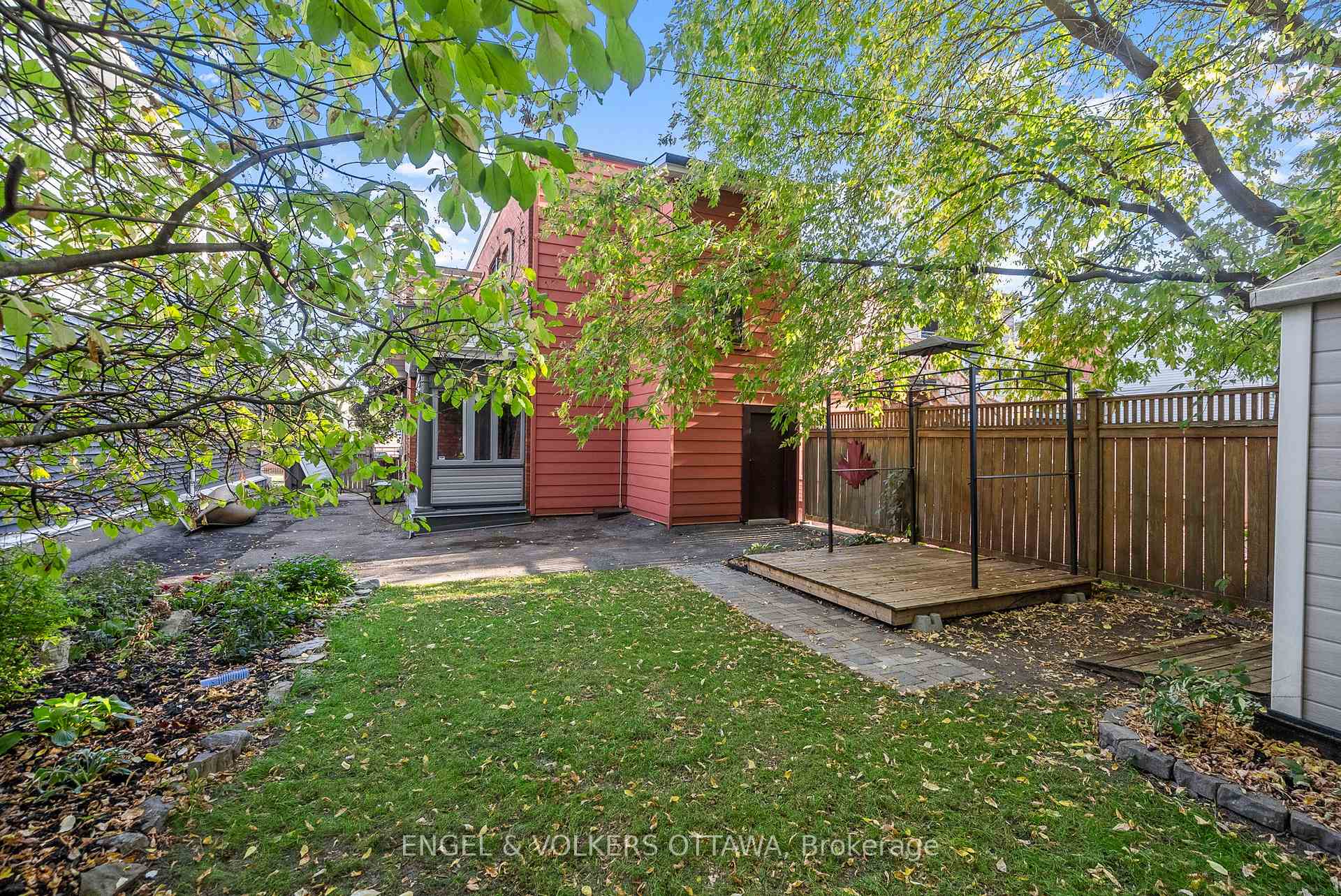 Photo 37 of 507 Mcleod Street, Ottawa, Ottawa Centre — HOMEH