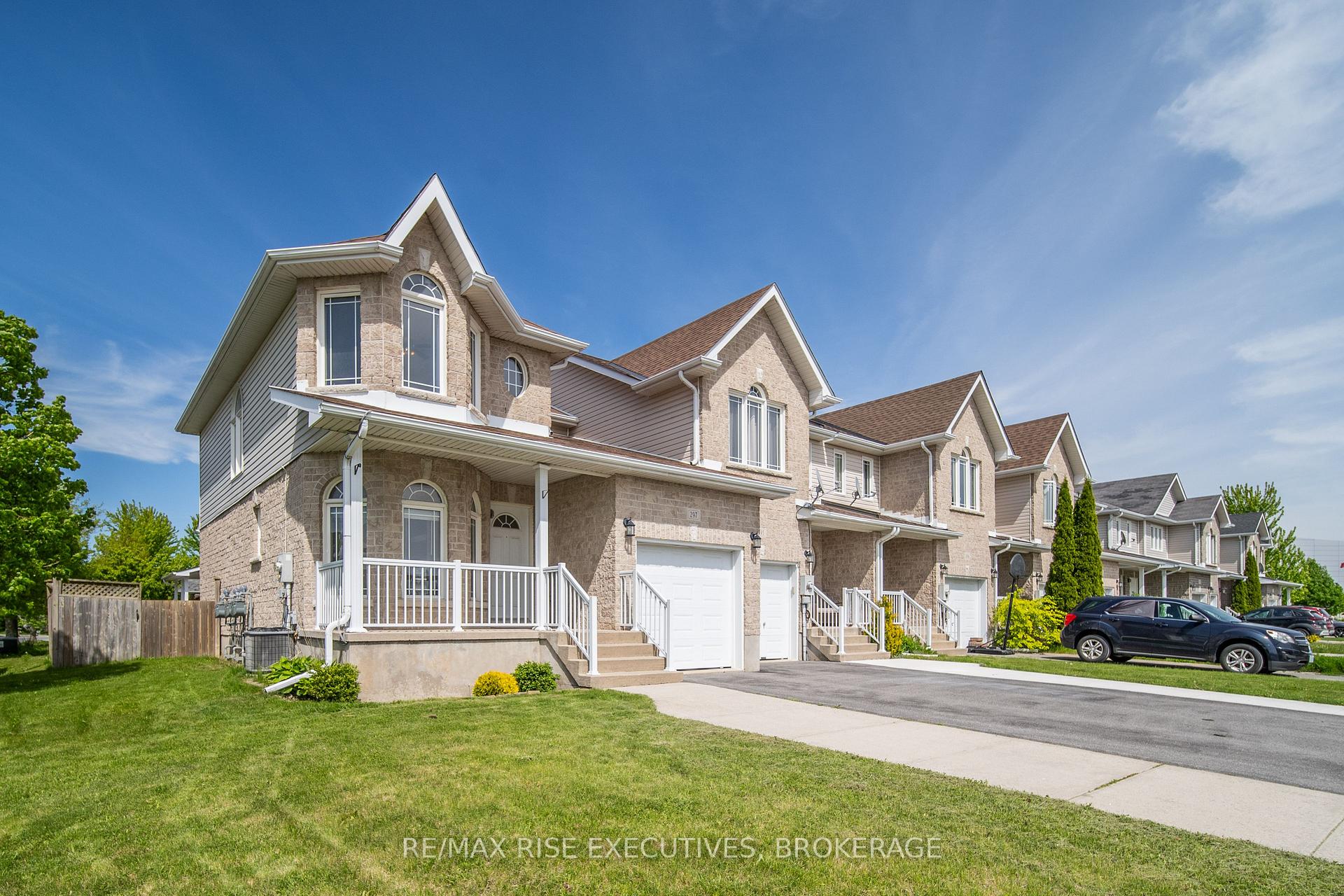 Photo 2 of 297 Rose Abbey Drive, Kingston, Kingston East (Incl Barret Crt) — HOMEH