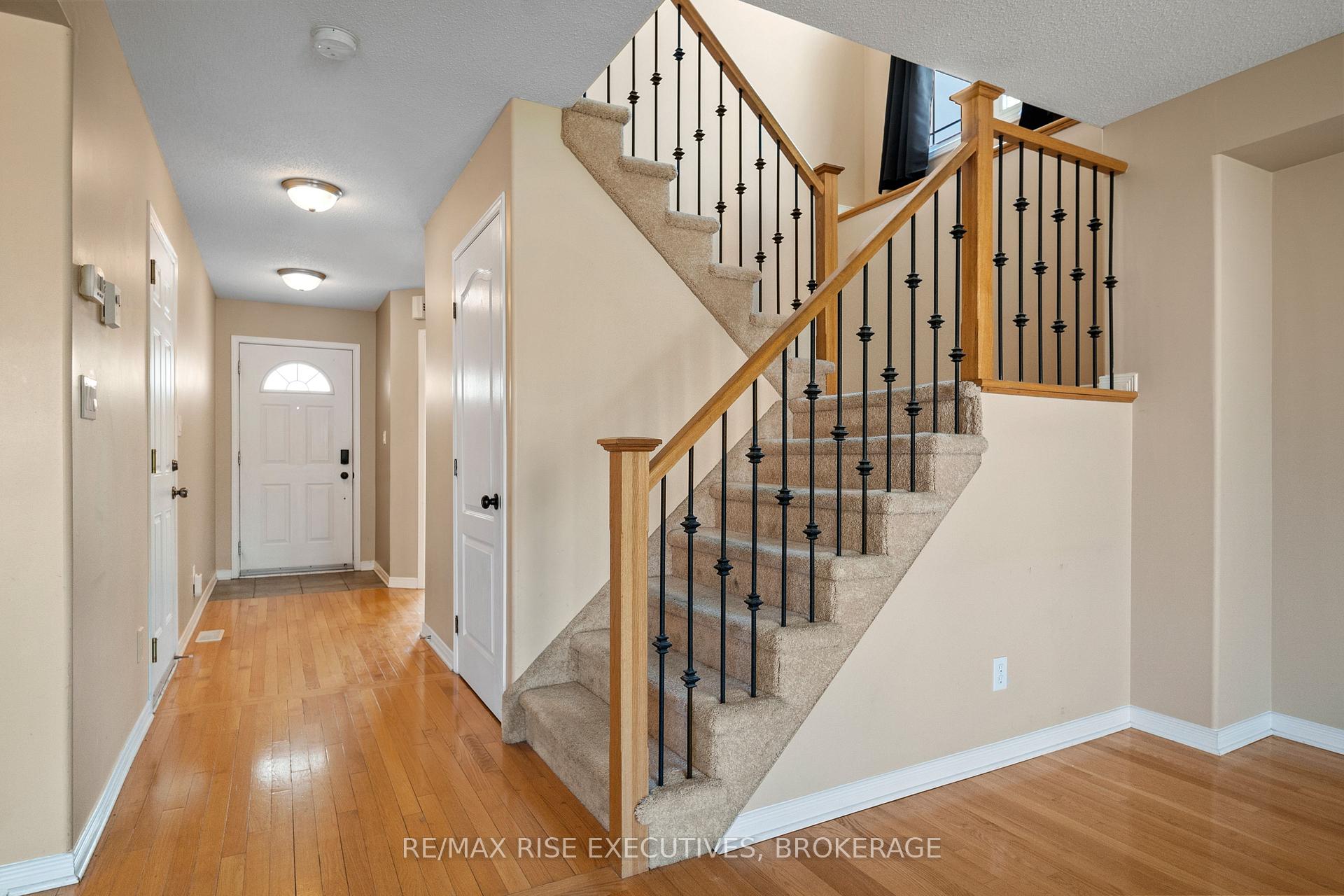 Photo 8 of 297 Rose Abbey Drive, Kingston, Kingston East (Incl Barret Crt) — HOMEH