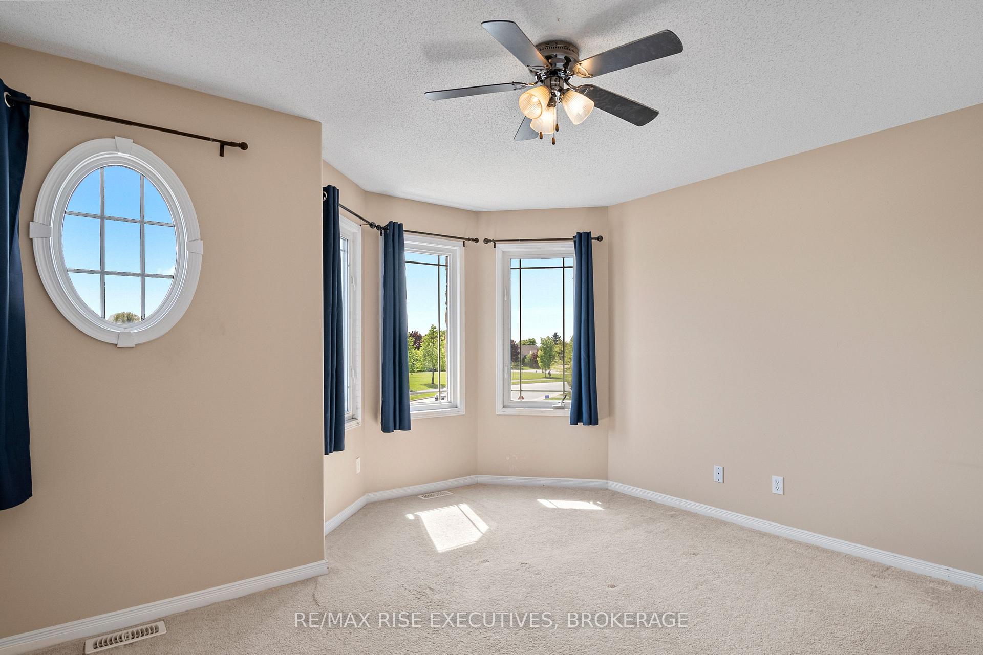 Photo 19 of 297 Rose Abbey Drive, Kingston, Kingston East (Incl Barret Crt) — HOMEH